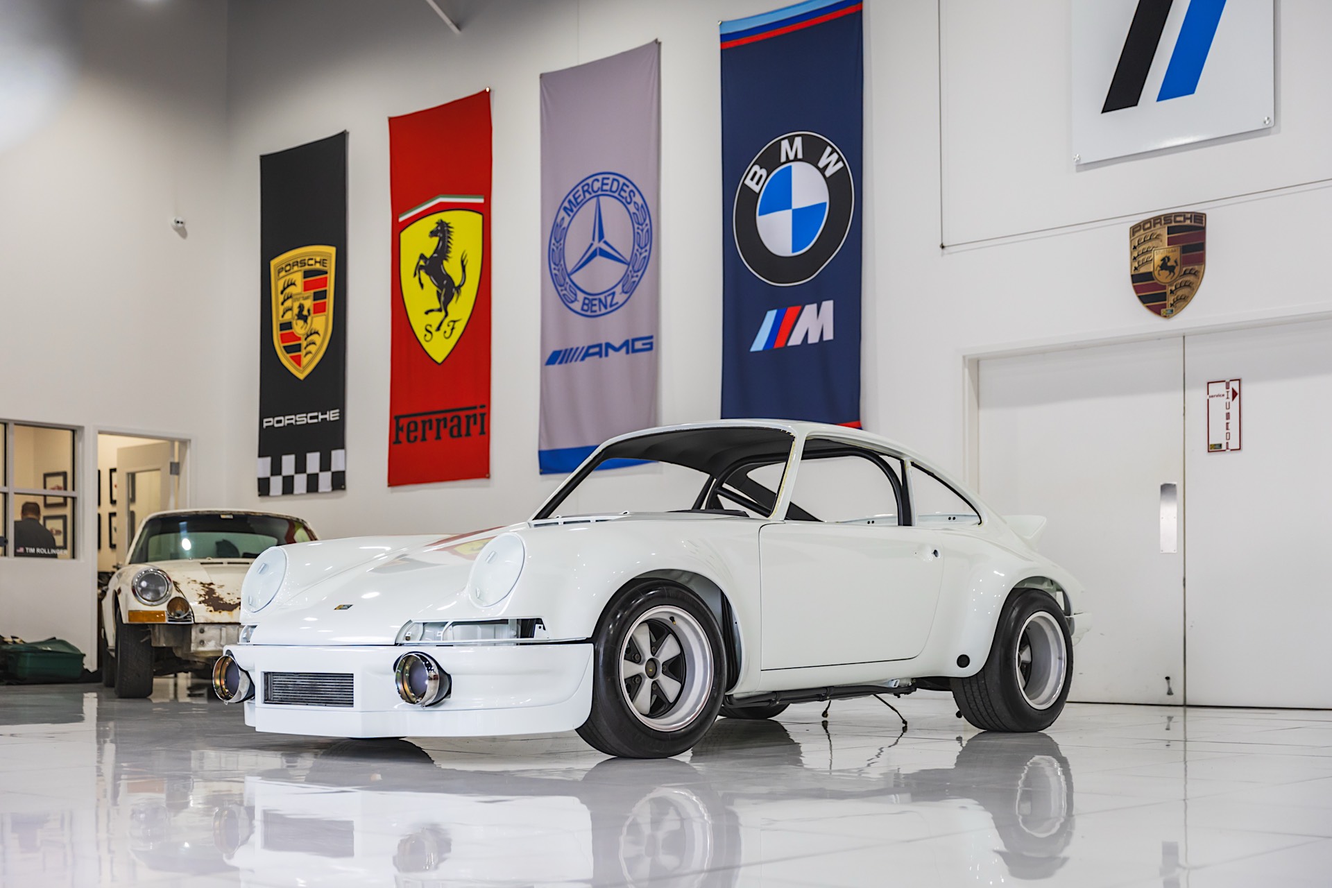 2025HagertyMarketplaceDavidGlennCollectionLot311973911RSRDCloneWhite003ADeremerStudiosLLCR