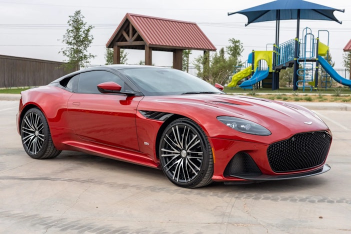 2019 Aston Martin DBS Superleggera