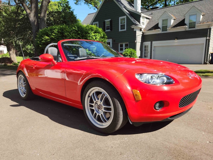 Modified 2006 Mazda MX-5 Miata Six-Speed