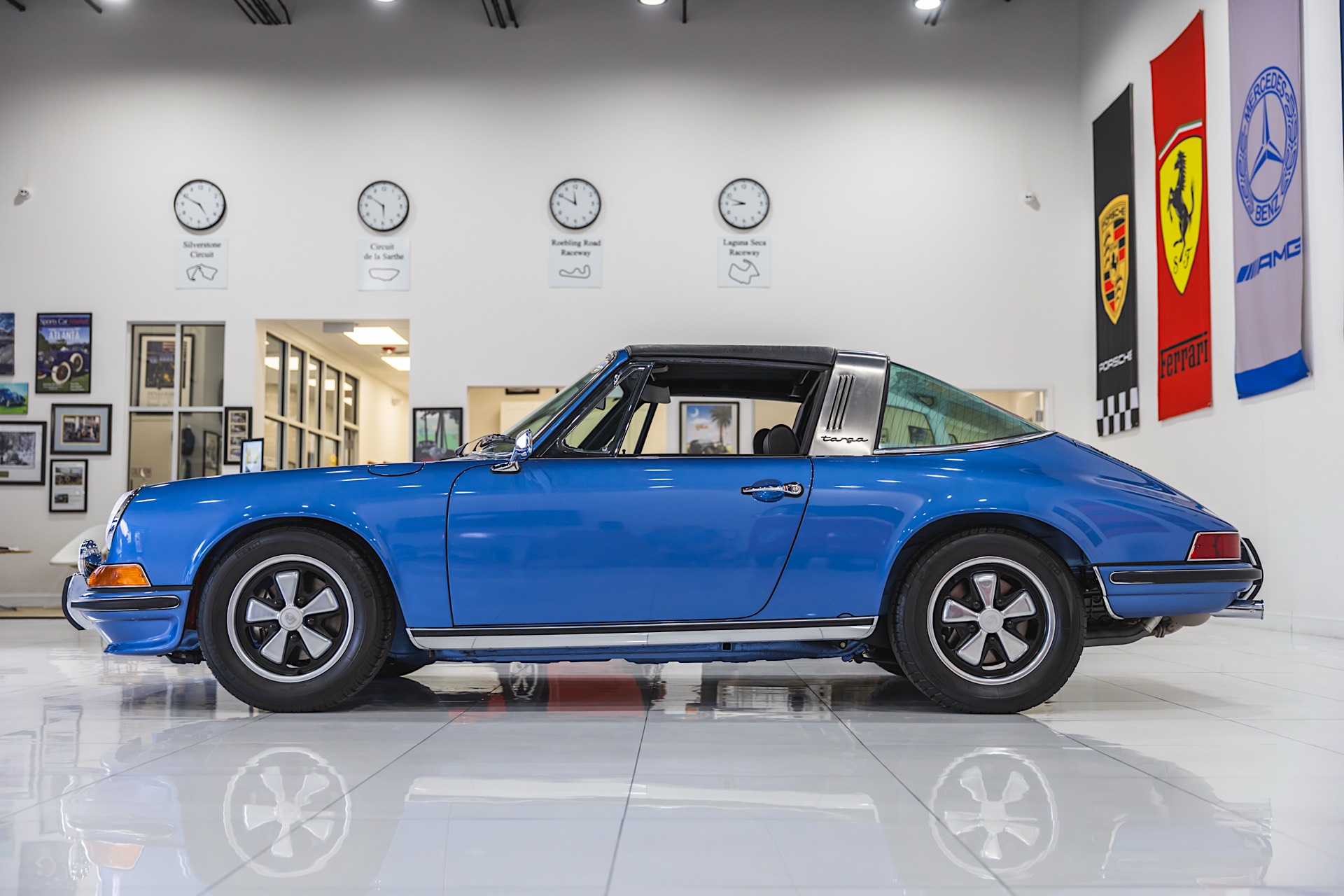 2025HagertyMarketplaceDavidGlennCollectionLot531972911STargaBluebell003ADeremerStudiosLLCR