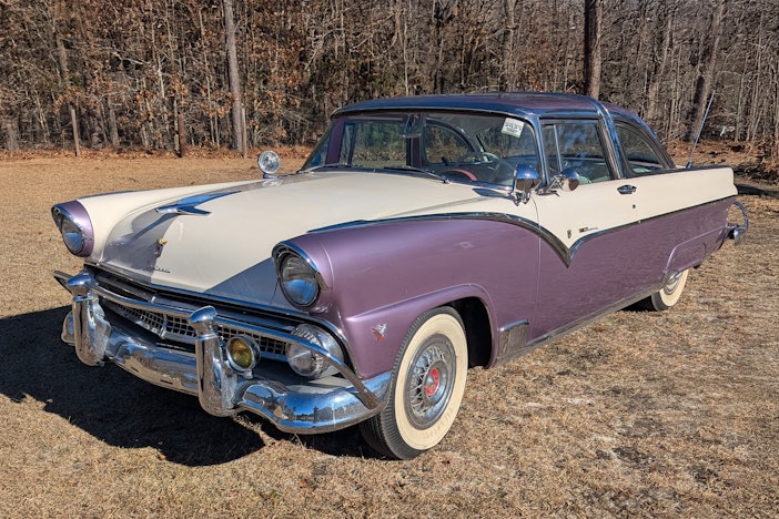 1955 Ford Fairlane Crown Victoria