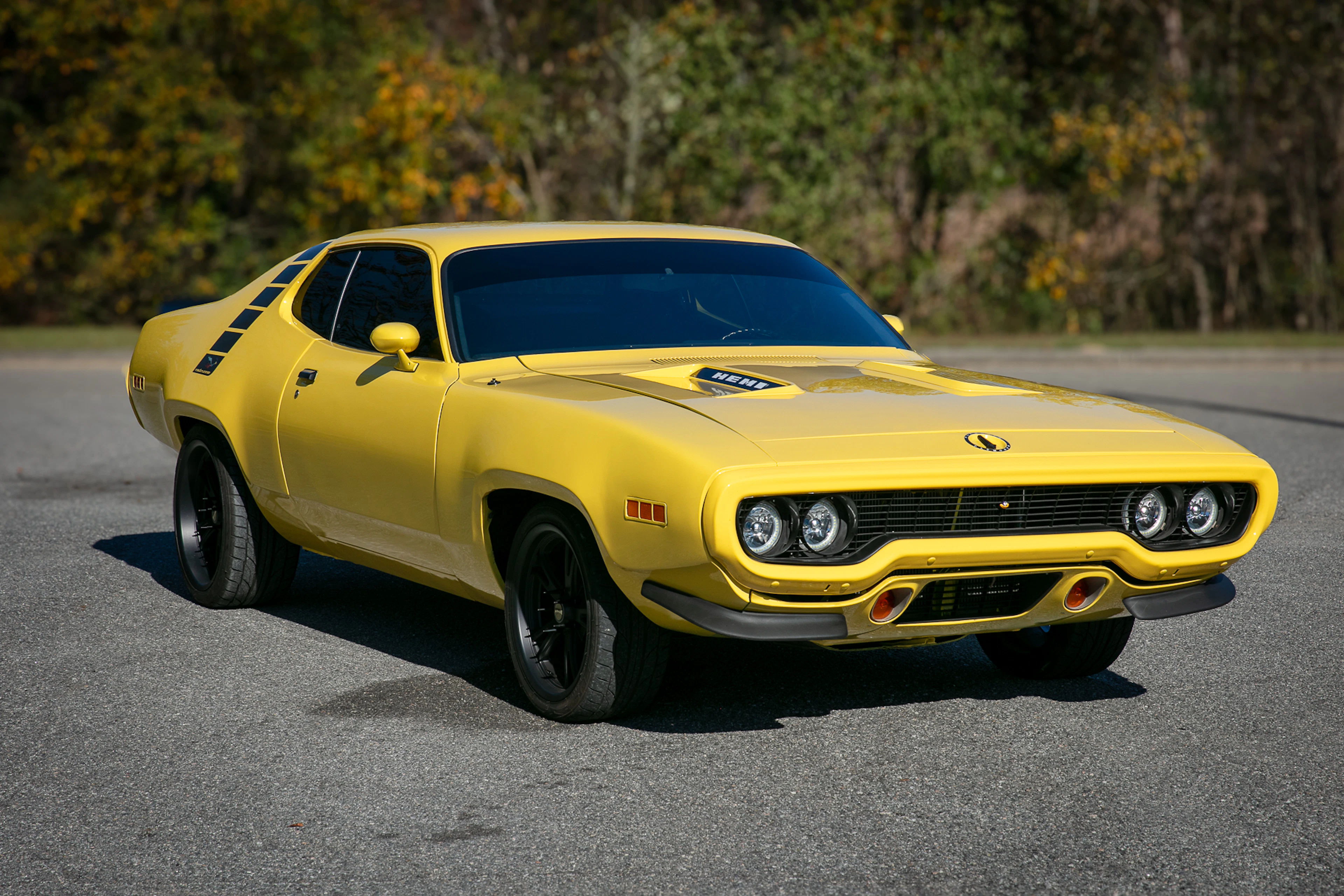 6.4L Hemi-Powered 1971 Plymouth Road Runner
