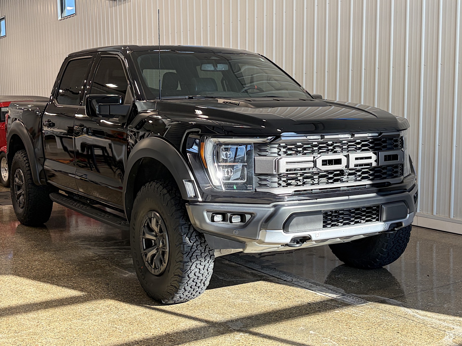 2022 Ford F-150 Raptor SuperCrew 37 Performance Package