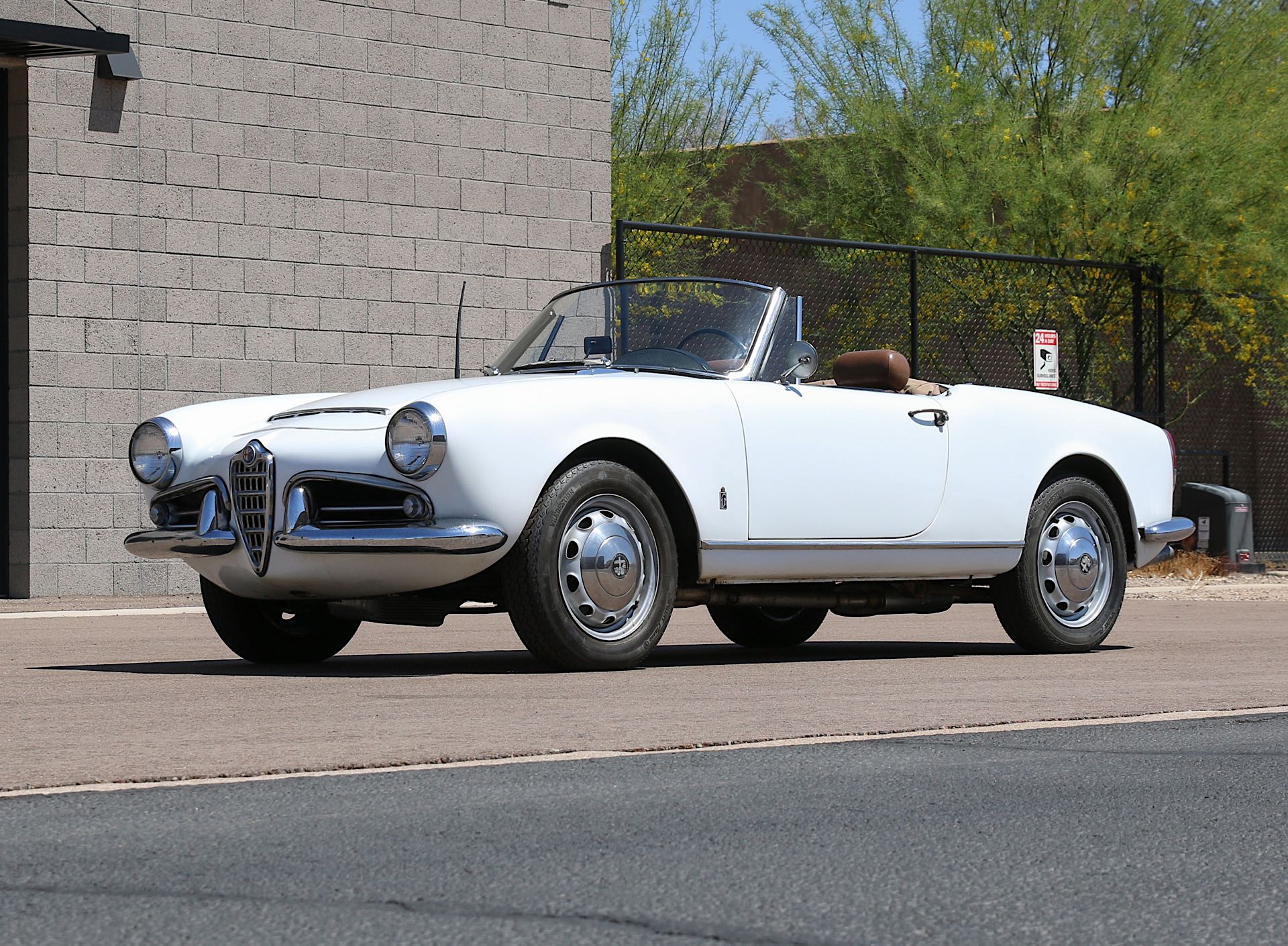 2.0L-Powered 1963 Alfa Romeo Giulia Spider