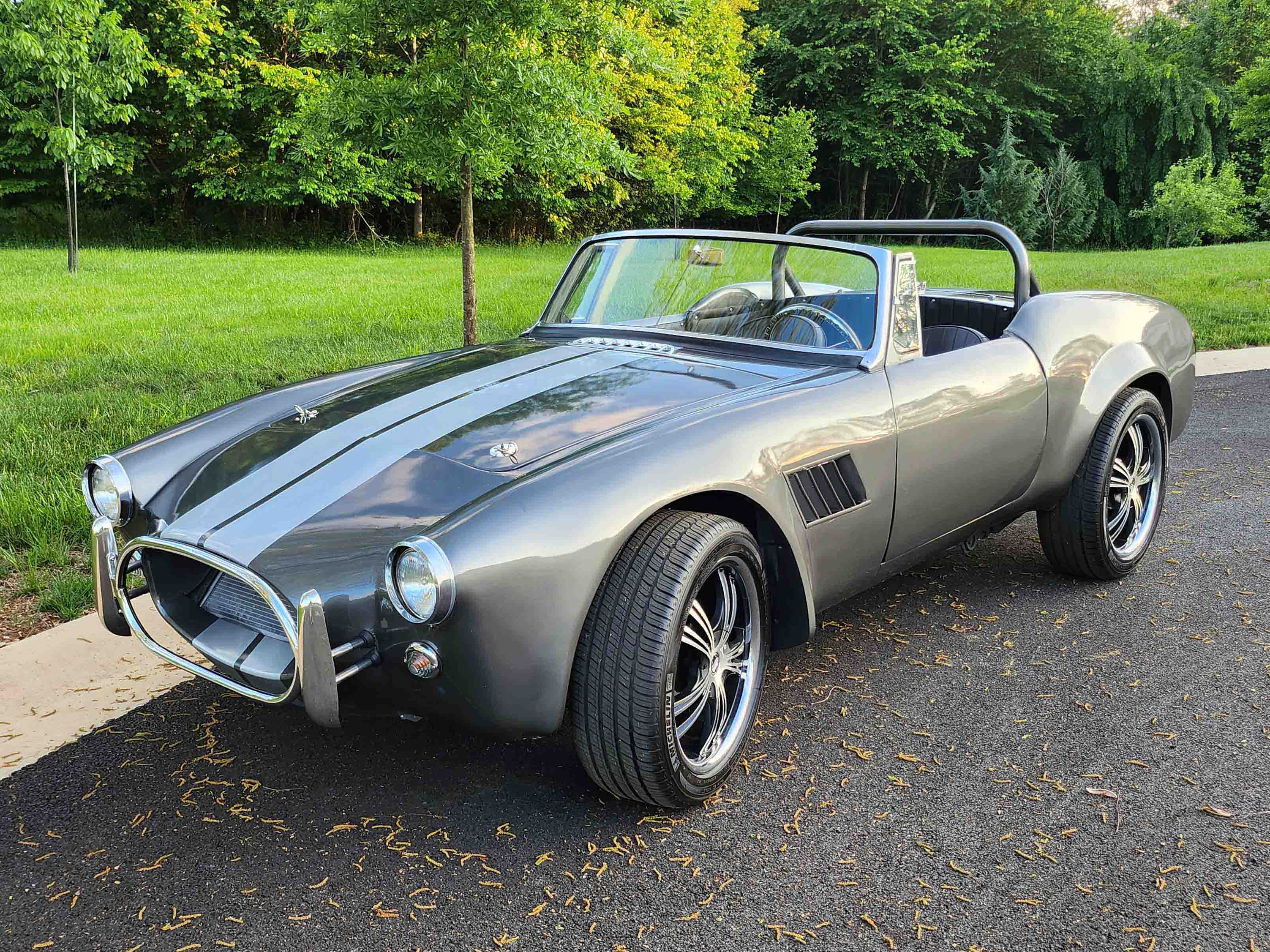 Cobra Roadster Replica