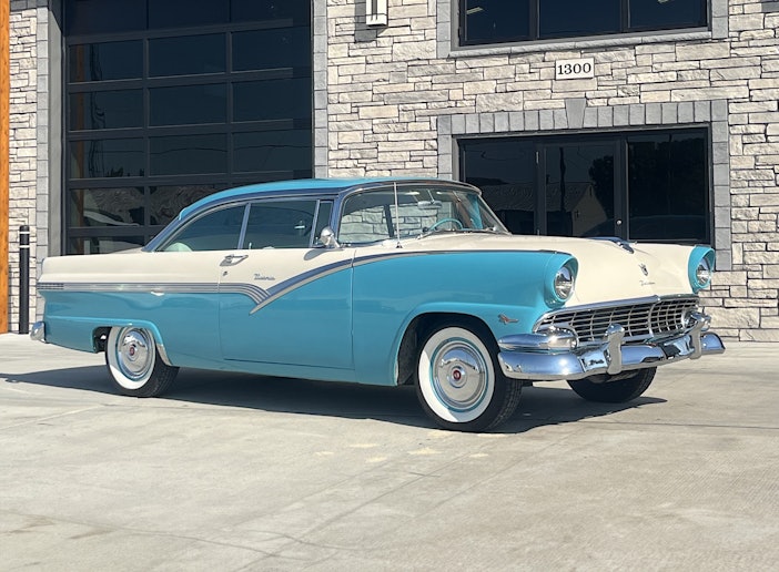 1956 Ford Fairlane Victoria