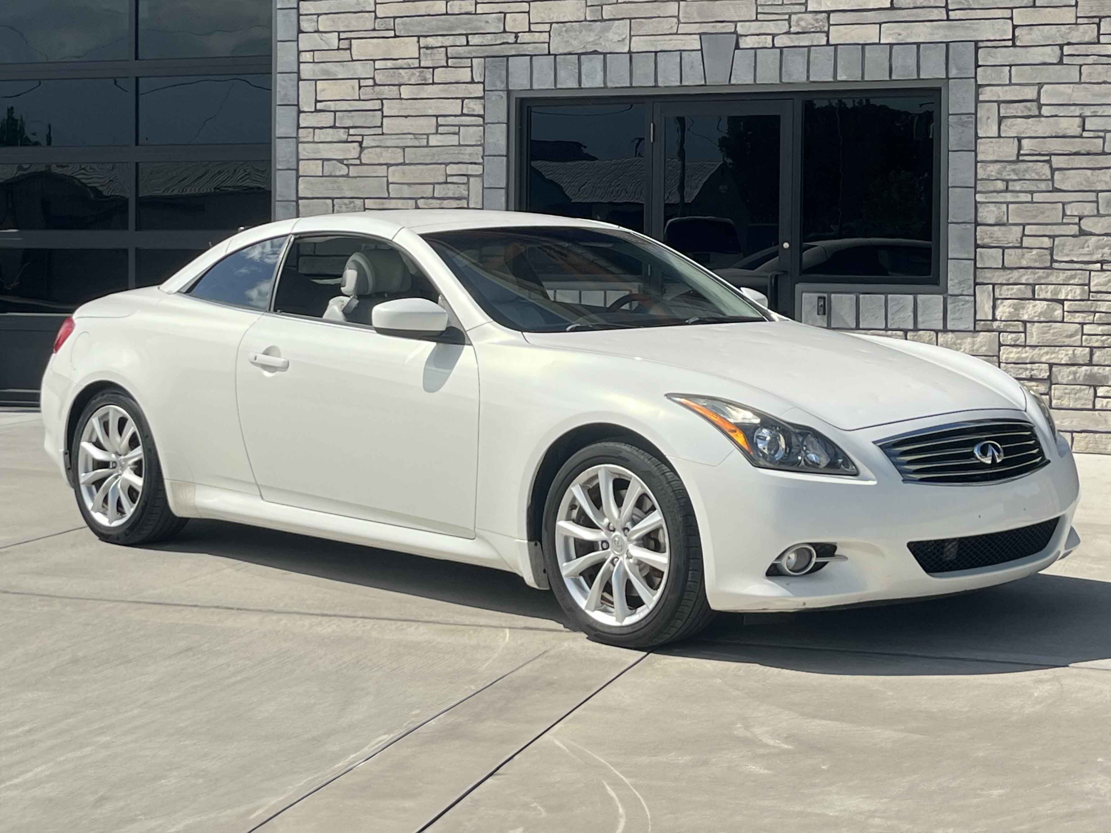 2013 Infiniti G37 Convertible