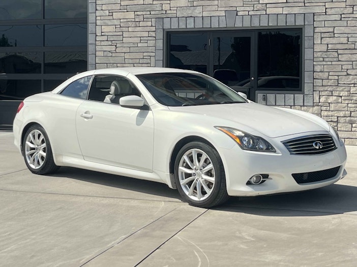 2013 Infiniti G37 Convertible