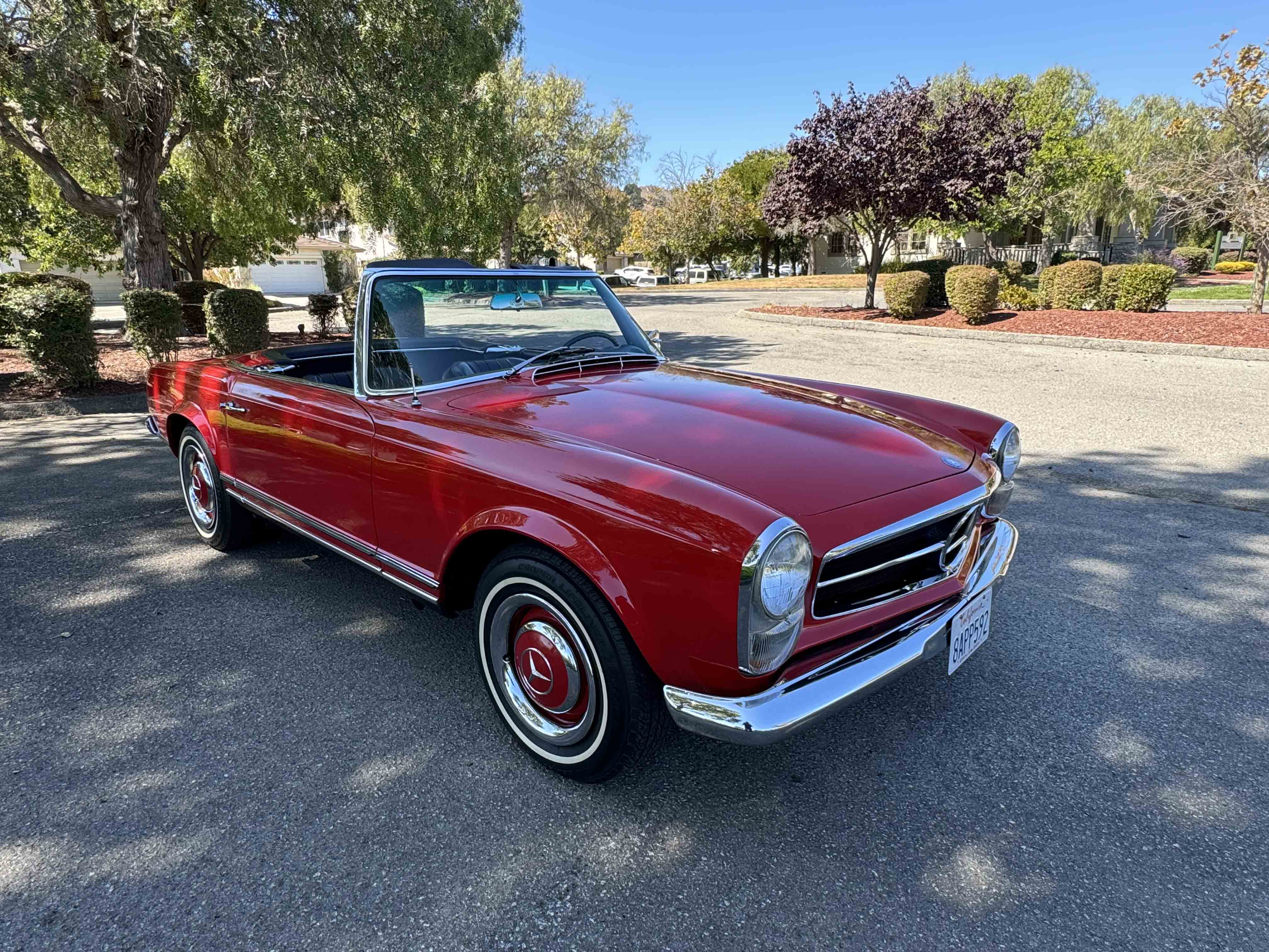 1967 Mercedes-Benz 230 SL Pagoda Four-Speed for sale 1967 Mercedes-Benz 230 SL Pagoda Four-Speed for sale
