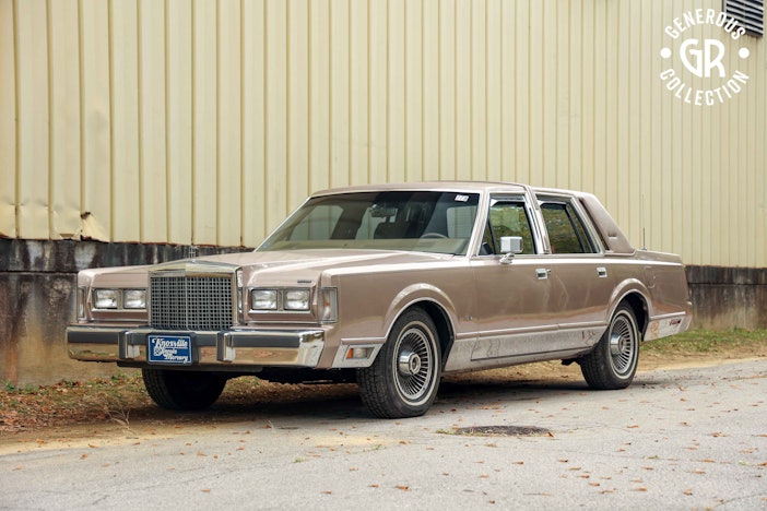 1986 Lincoln Town Car Signature Series