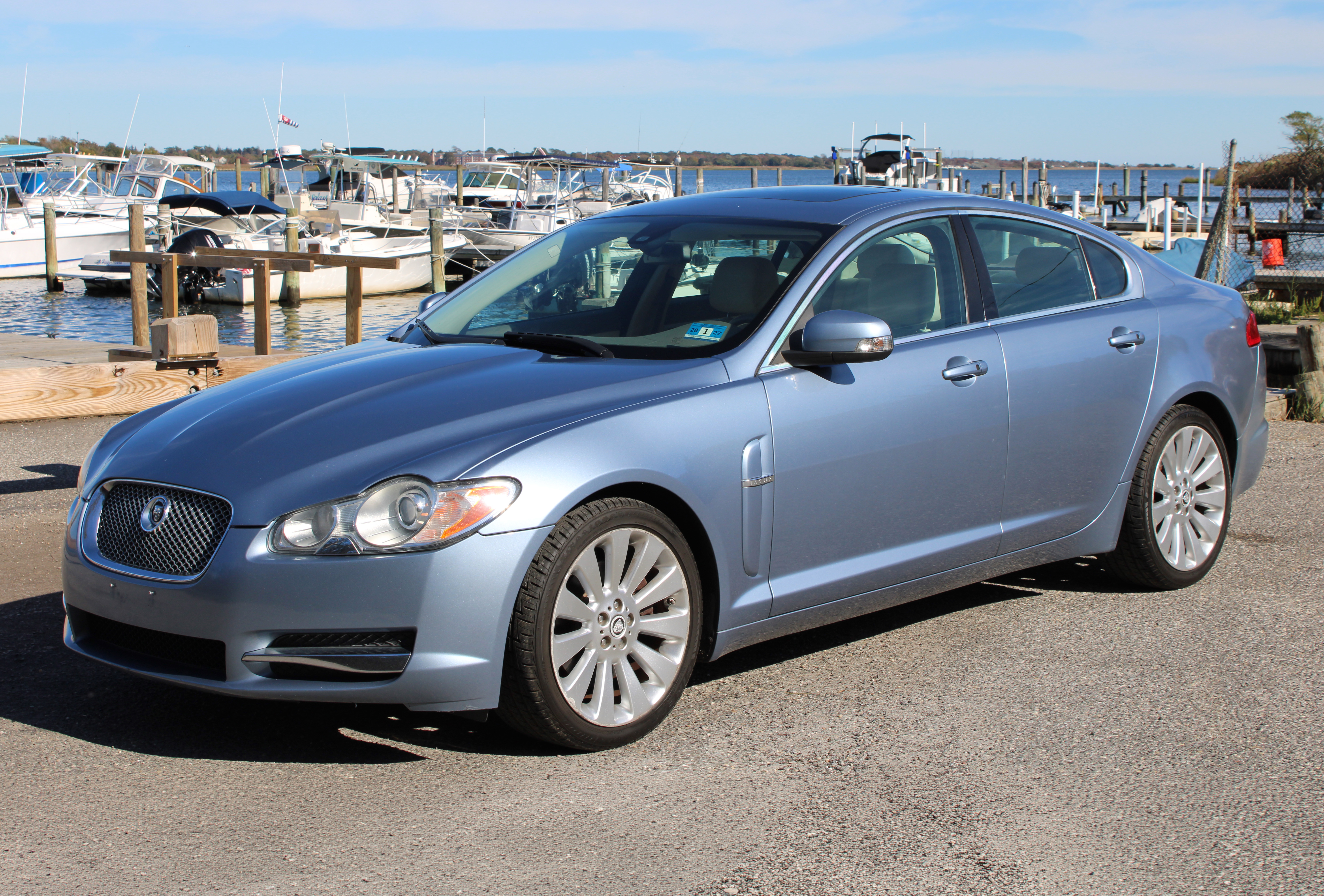 2009 Jaguar XF Premium Luxury