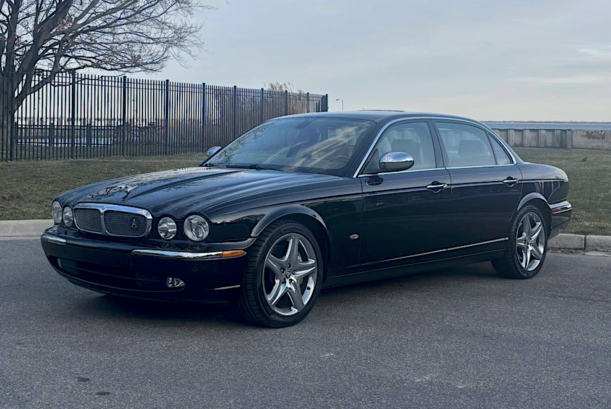 2006 Jaguar XJ Super V8