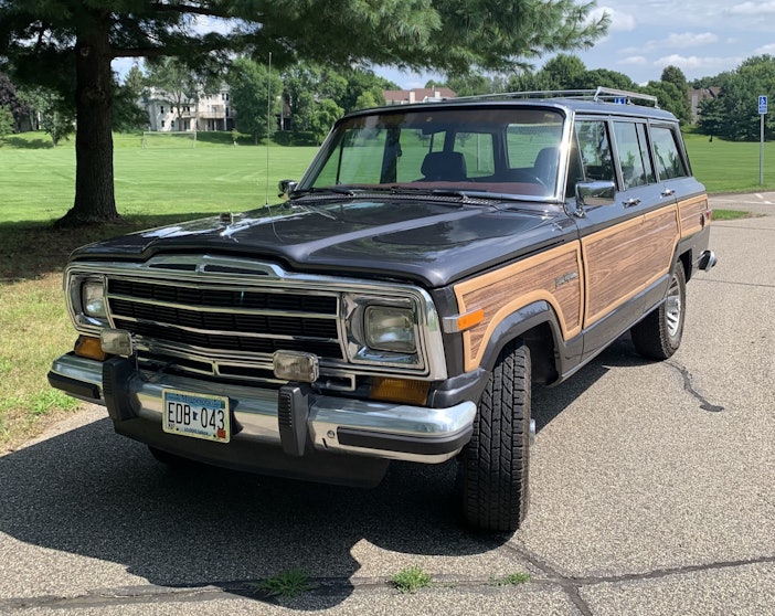 1989 Jeep Grand Wagoneer