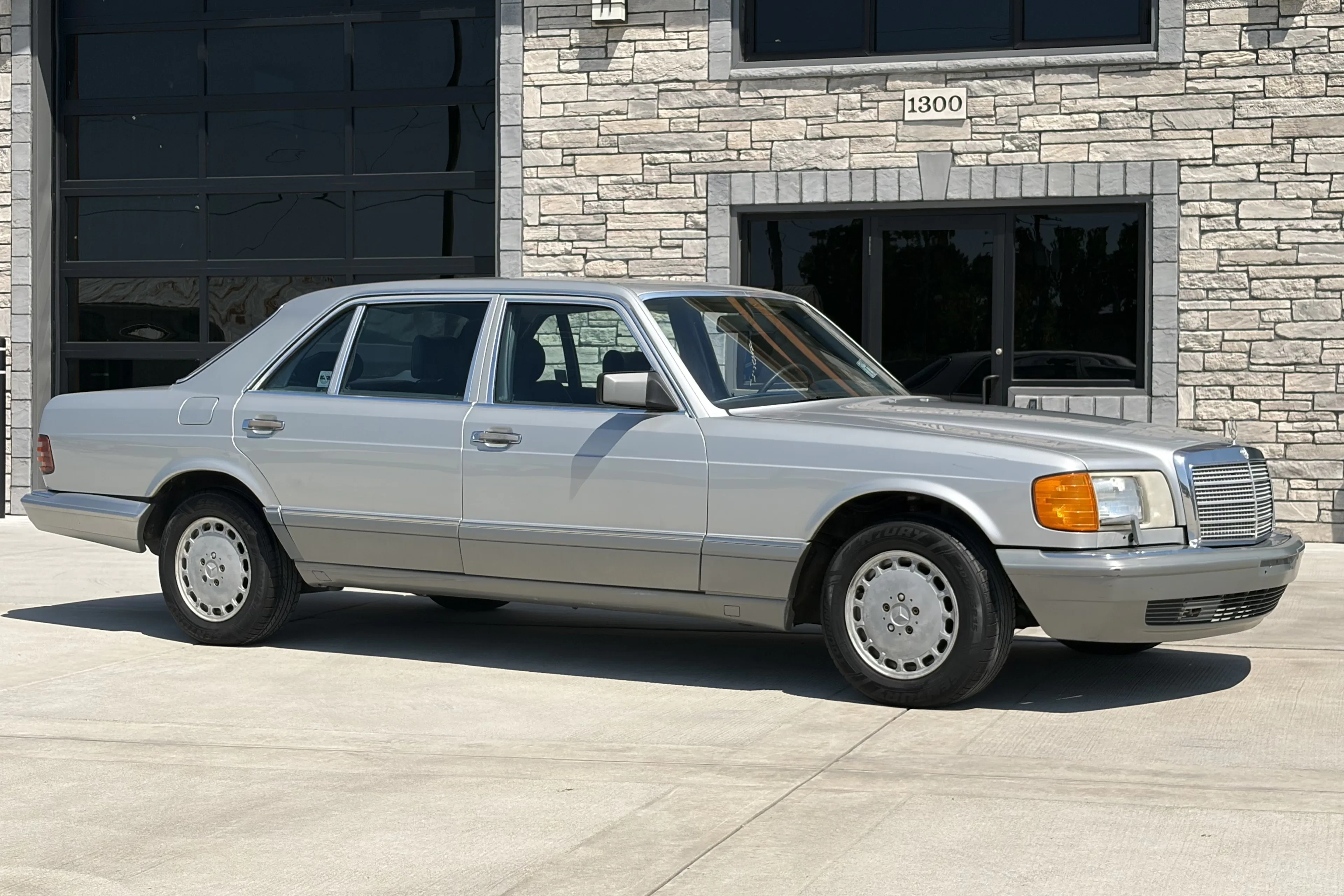 1986 Mercedes-Benz 420 SEL