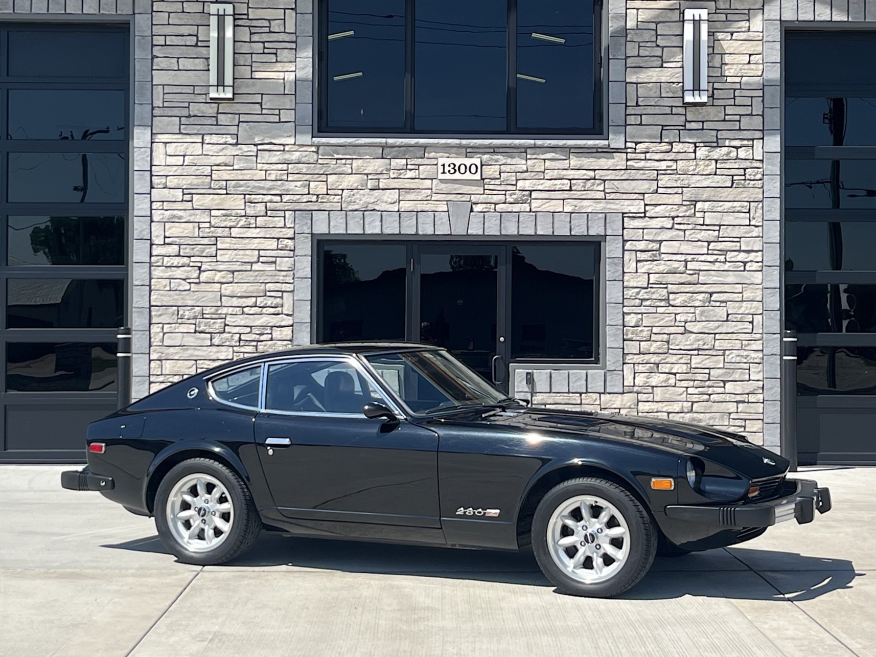 そん！ 1978 Datsun 280ZX Gets Upgraded Protection and Mechanical