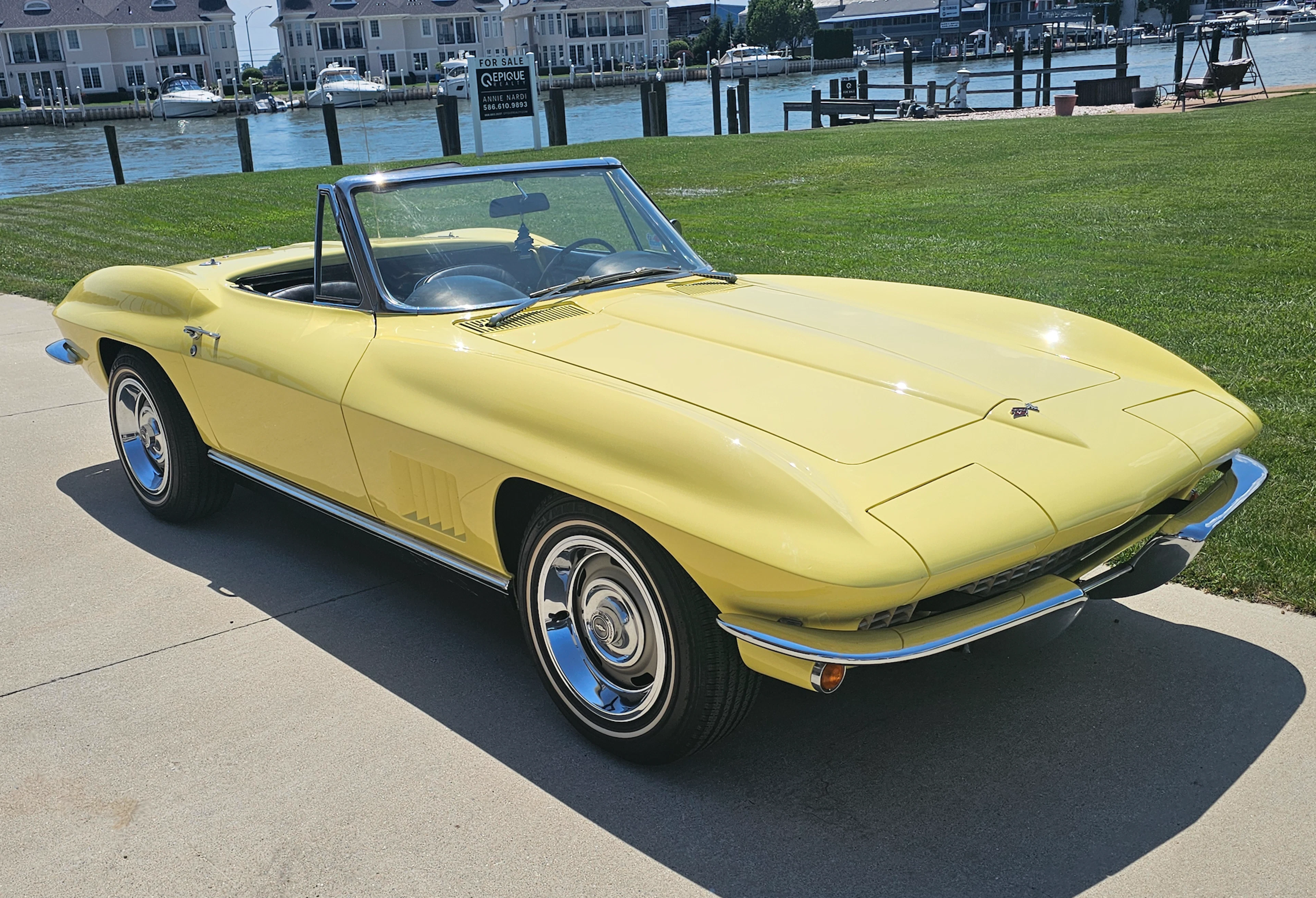 1967 Chevrolet Corvette Convertible L75 327/300 4-Speed