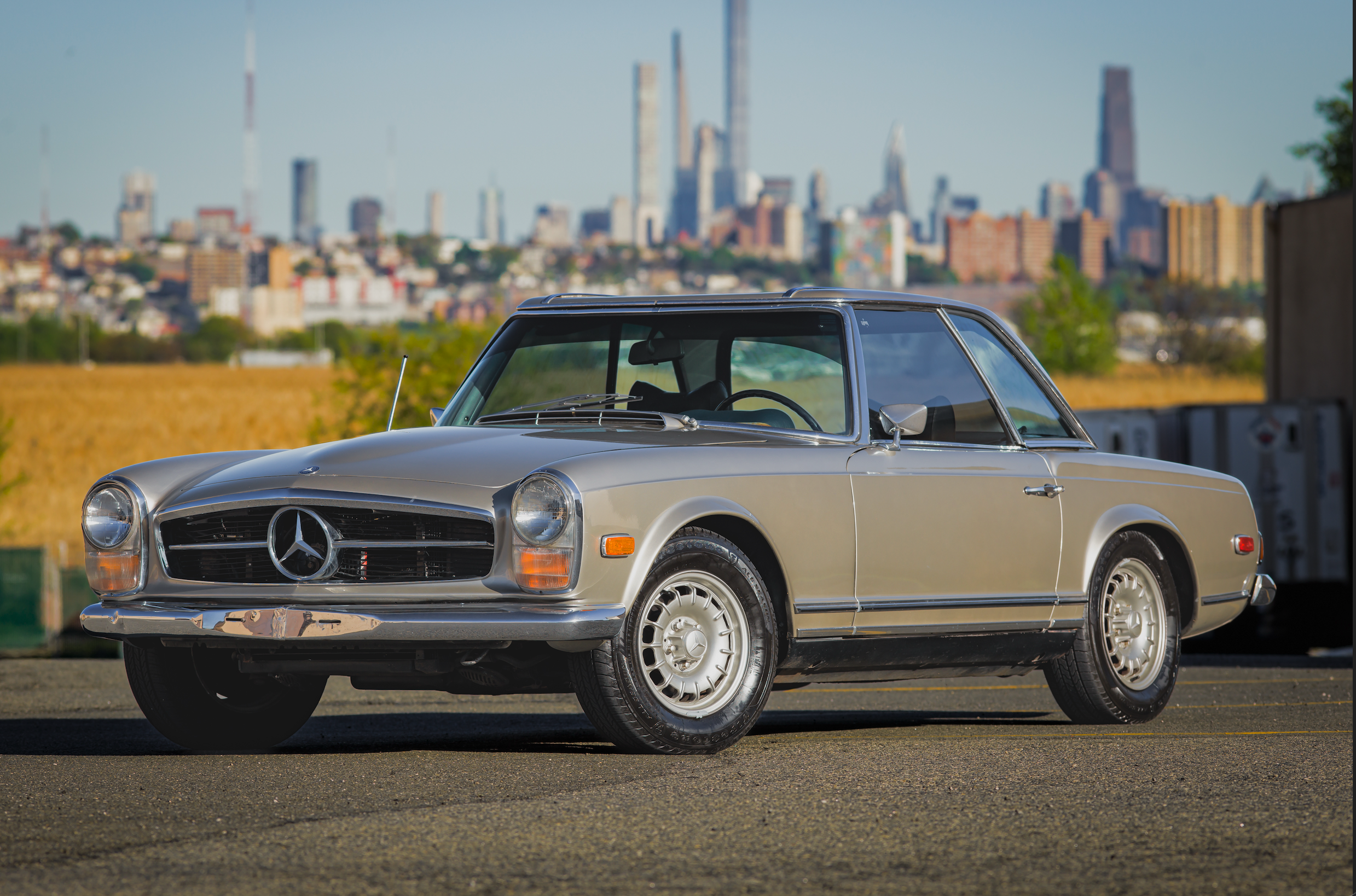 1969 Mercedes-Benz 280SL 4-Speed