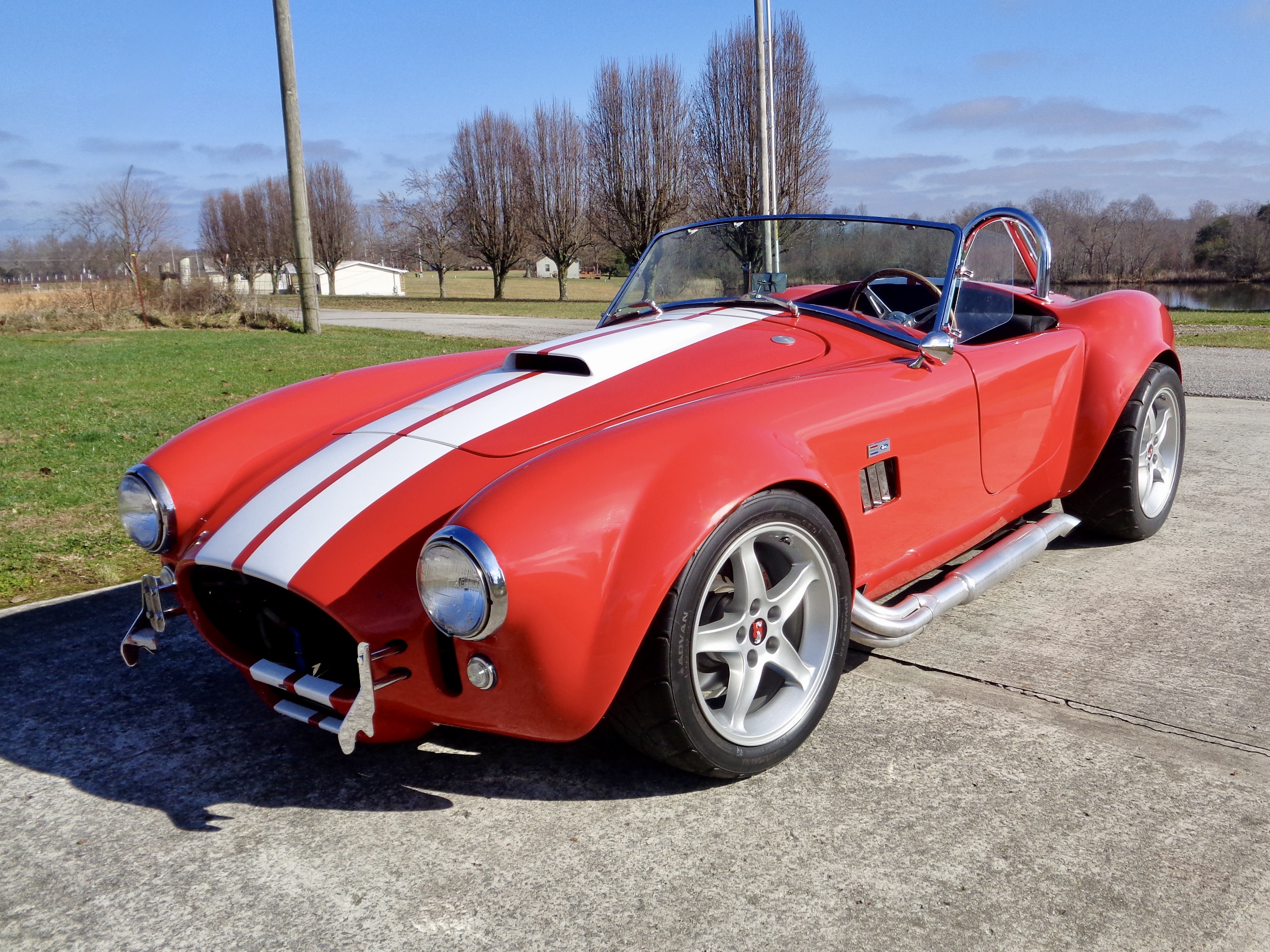 392-Powered Lone Star Classics Cobra Replica 5-Speed