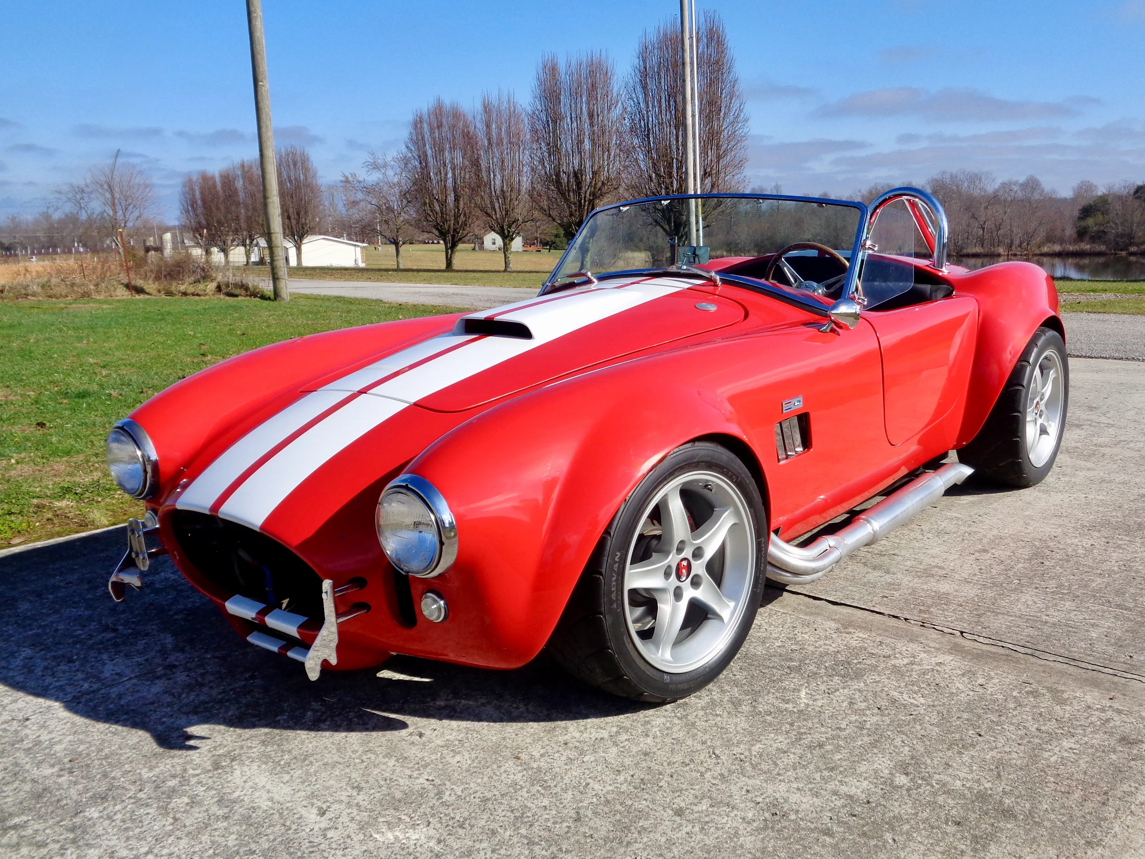 392-Powered Lone Star Classics Cobra Replica 5-Speed