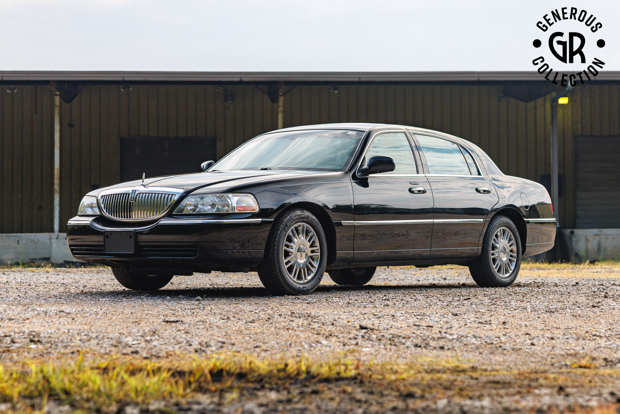 2005 Lincoln Town Car Signature Limited