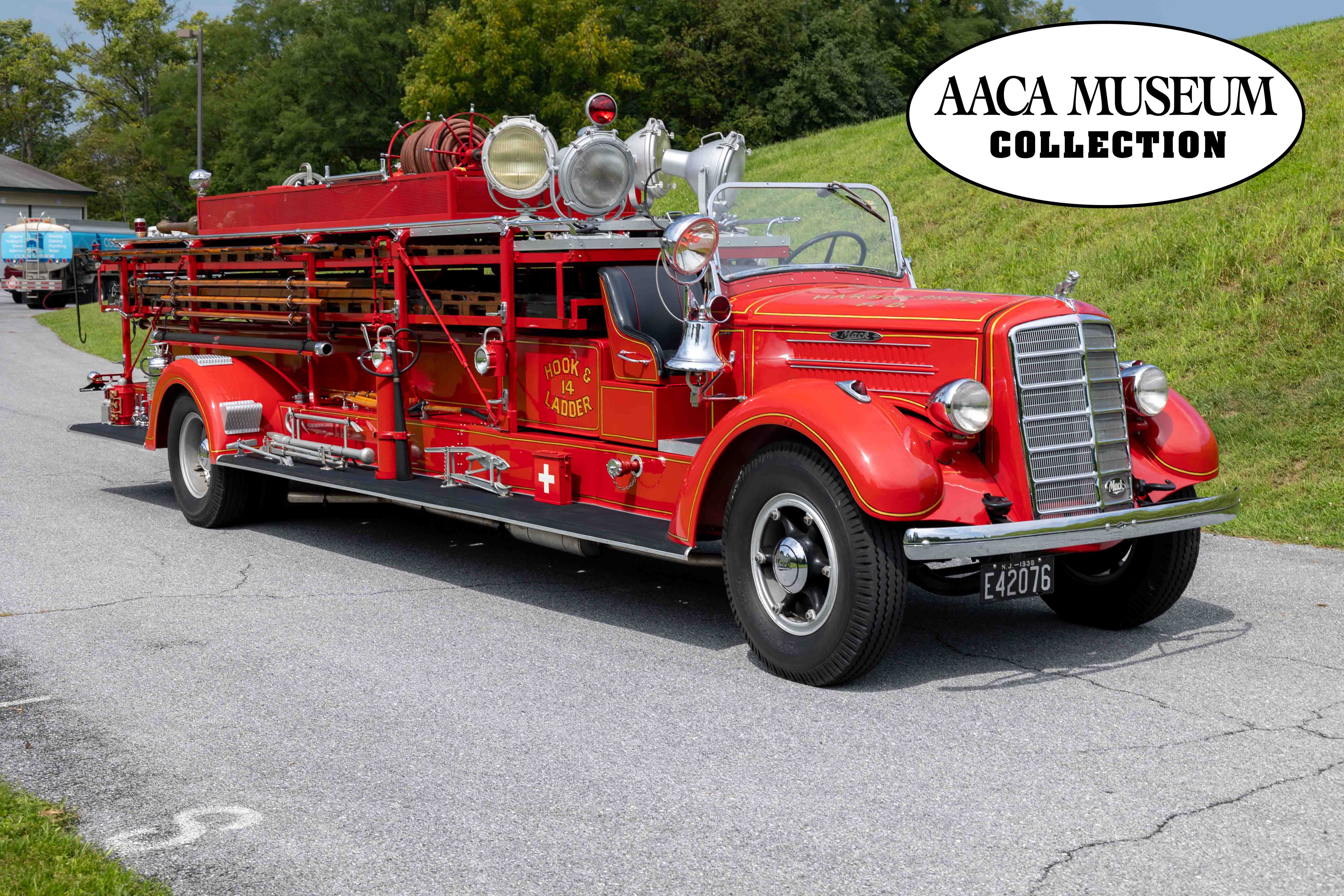 1938 Mack Model E Type 505 Fire Truck