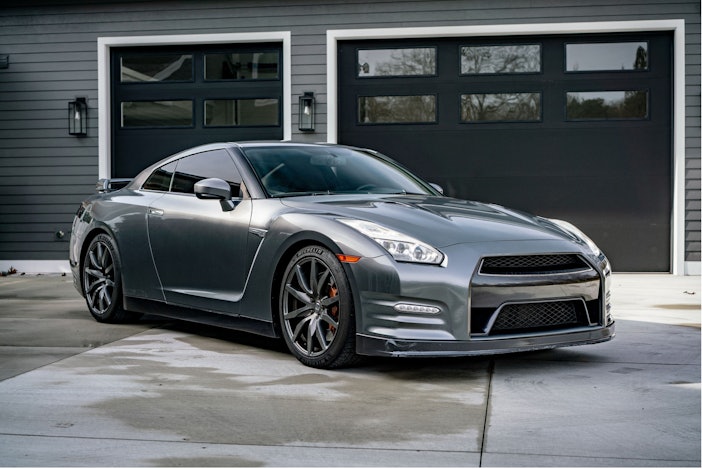 18k-Mile 2015 Nissan GT-R Premium