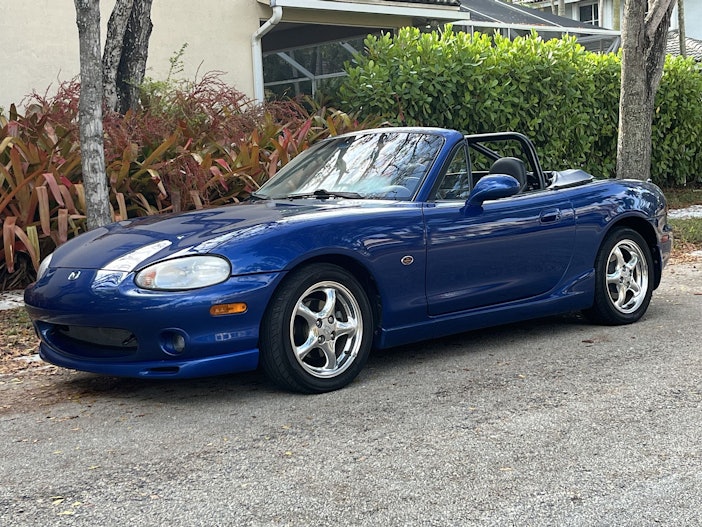 56k-Mile 1999 Mazda MX-5 Miata 10th Anniversary