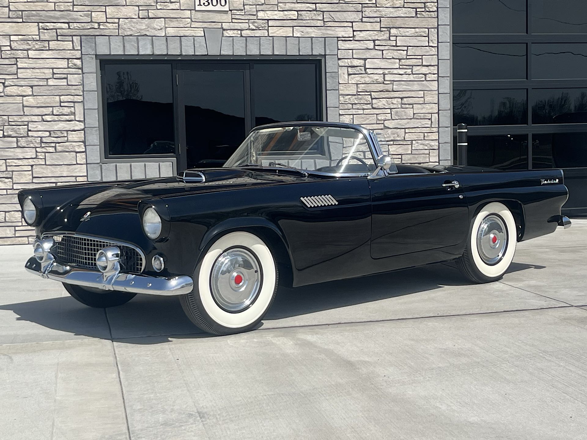 1955 Ford Thunderbird