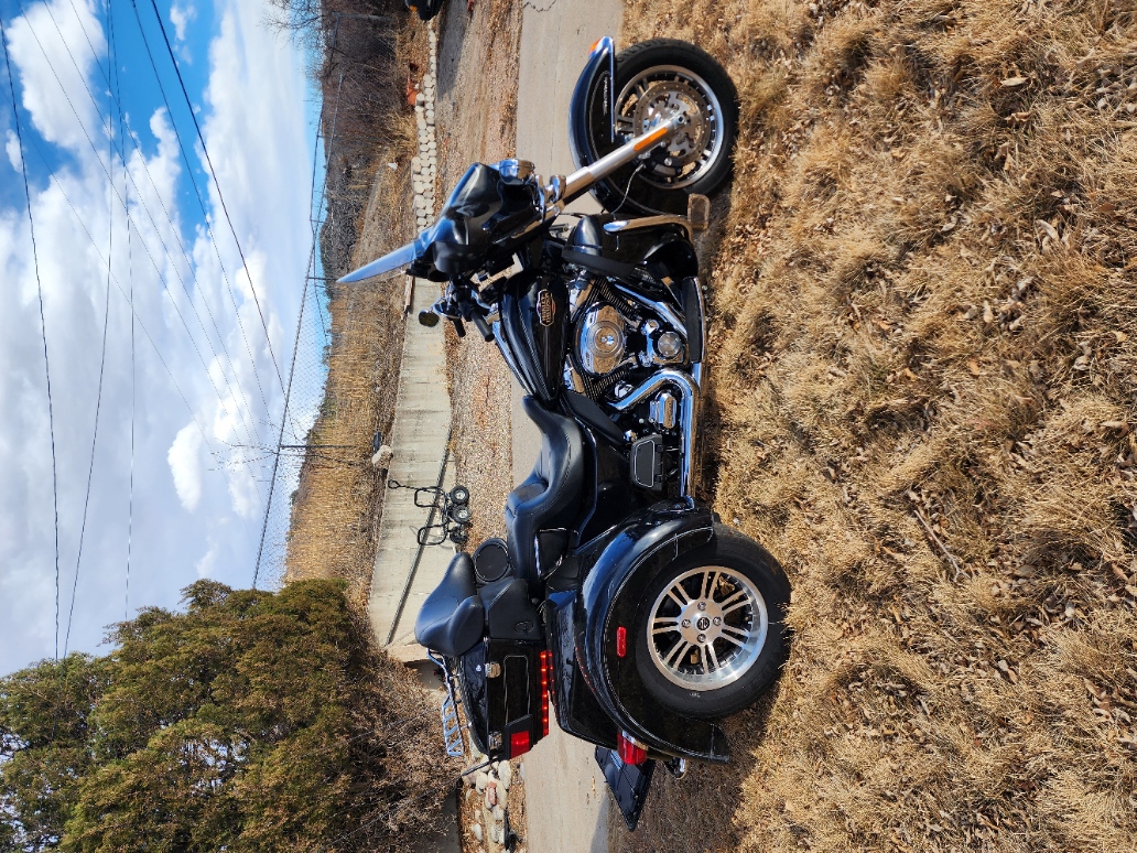 11k-Mile 2013 Harley-Davidson Tri Glide Ultra Classic
