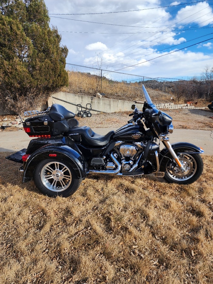 11k-Mile 2013 Harley-Davidson Tri Glide Ultra Classic