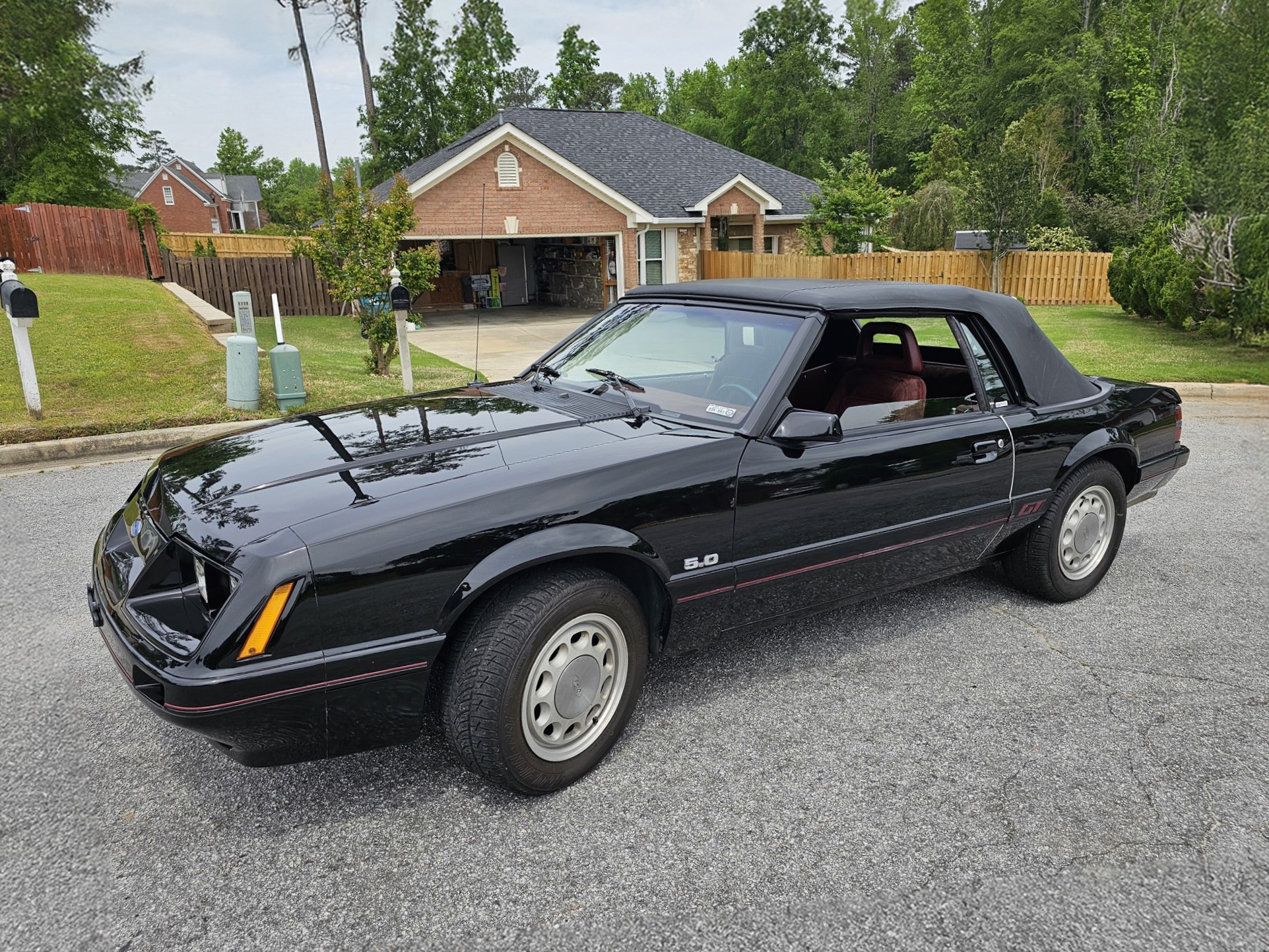 1985 Ford Mustang GT 5.0 Convertible 5-Speed