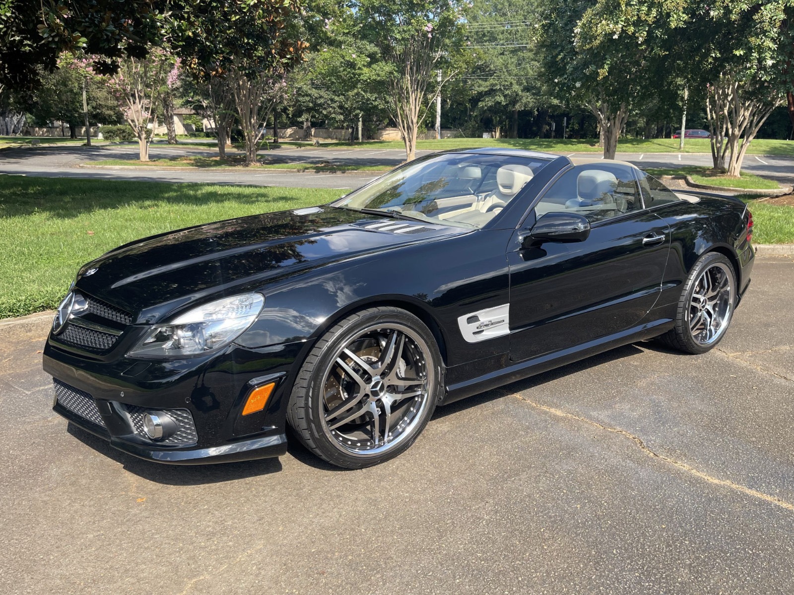 2009 Mercedes-Benz SL63 AMG