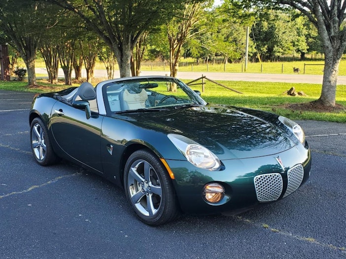 15k-Mile 2007 Pontiac Solstice