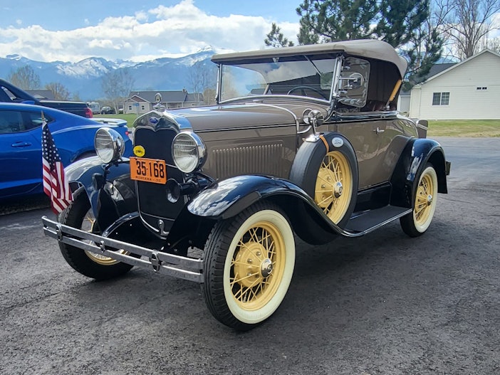 1930 Ford Model A 40-B Deluxe Roadster