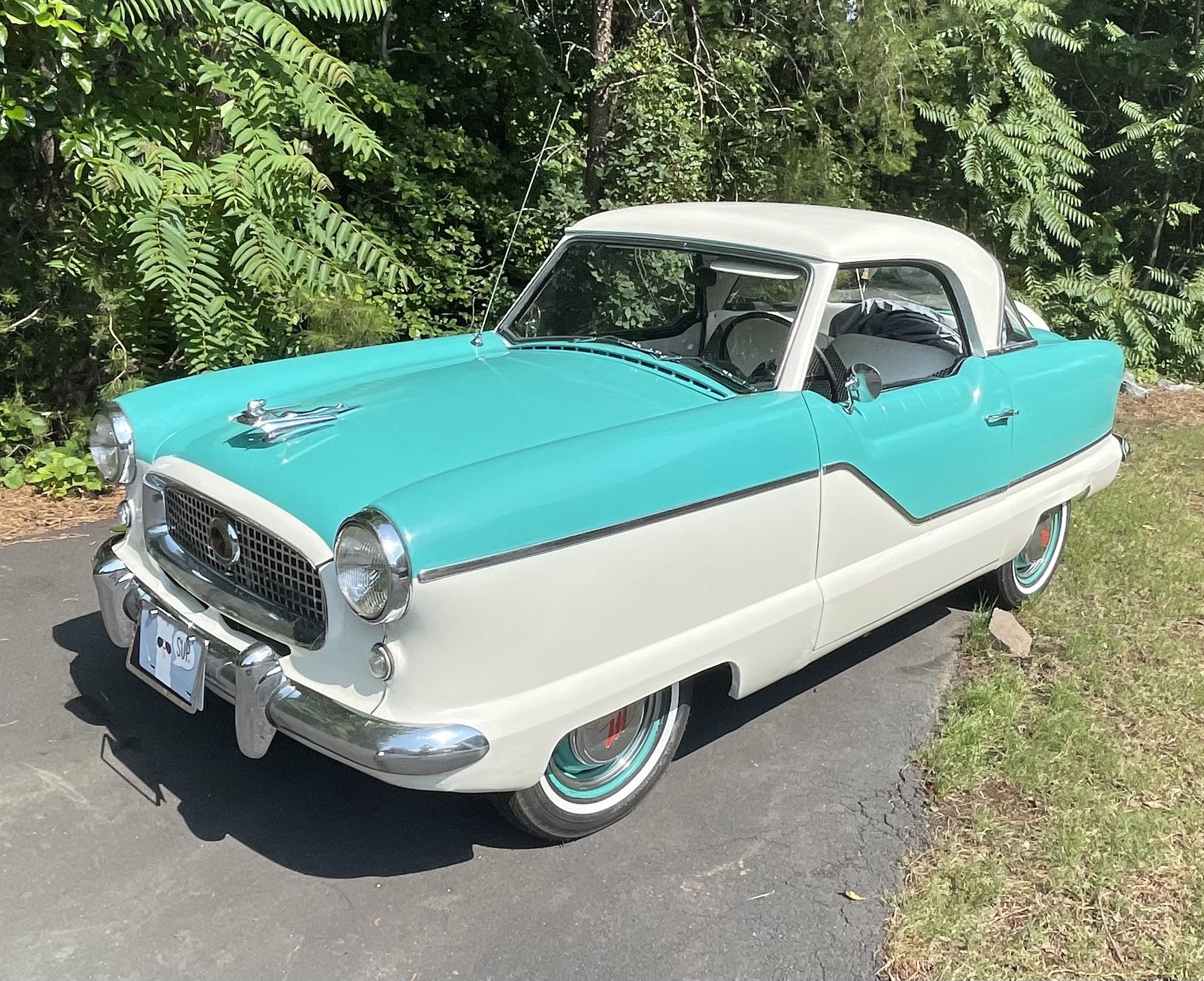 1957 Nash Metropolitan Hardtop