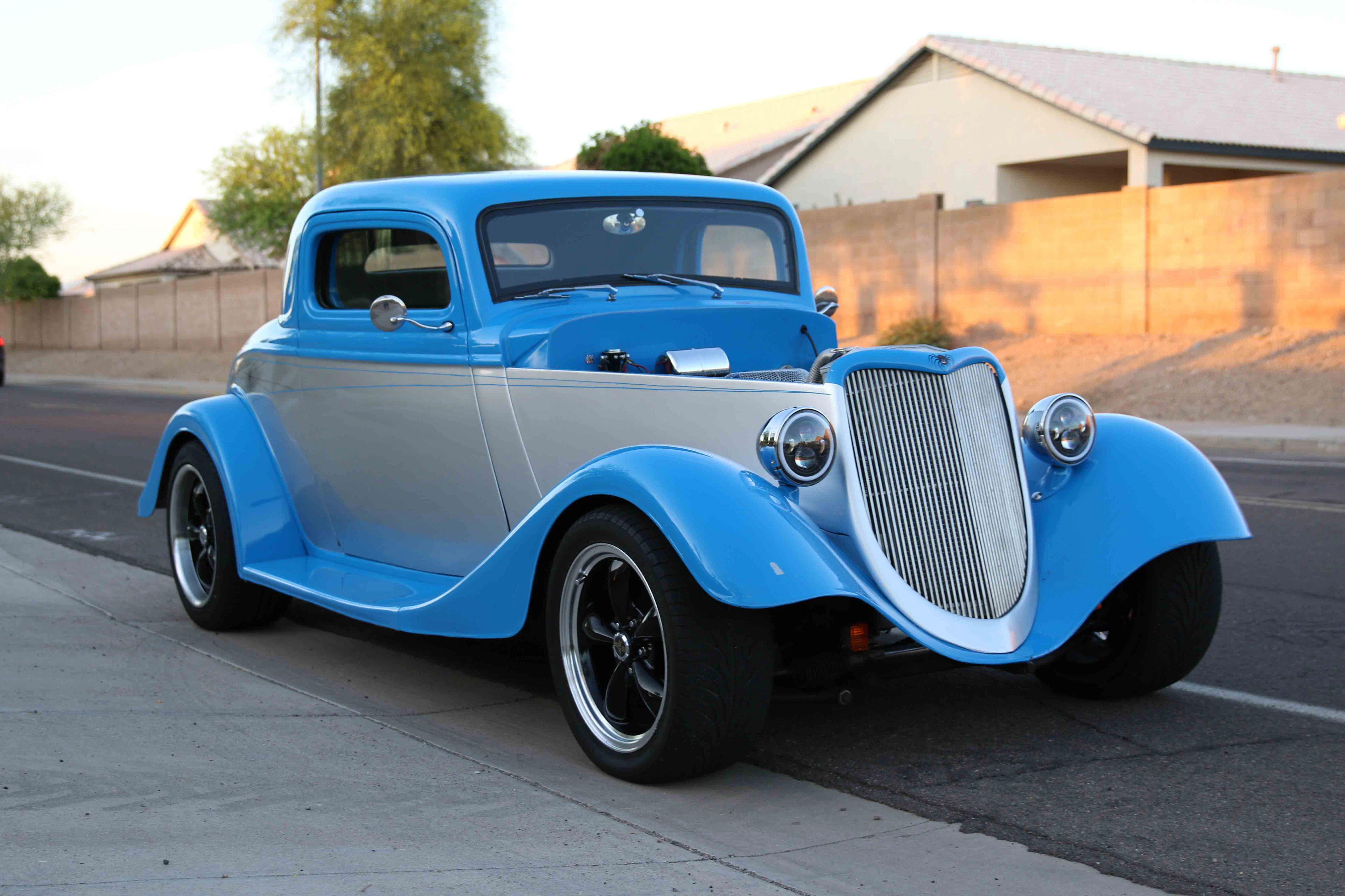 1934 Ford Model 40 Three-Window Coupe Street Rod