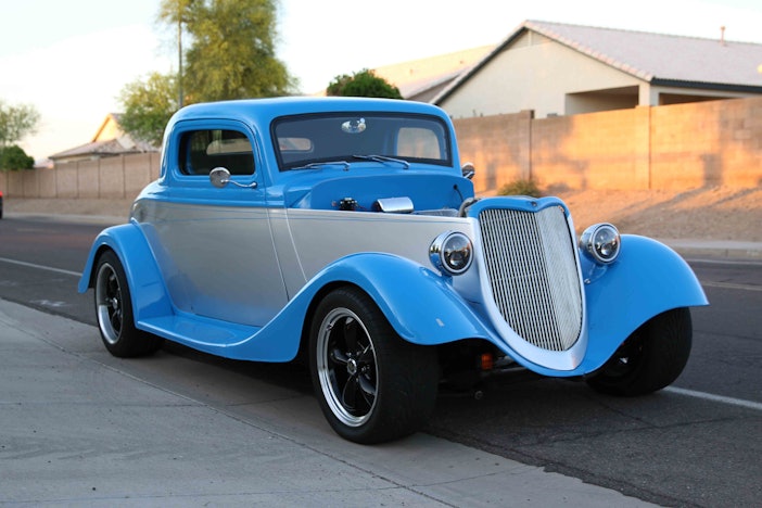 1934 Ford Model 40 Three-Window Coupe Street Rod