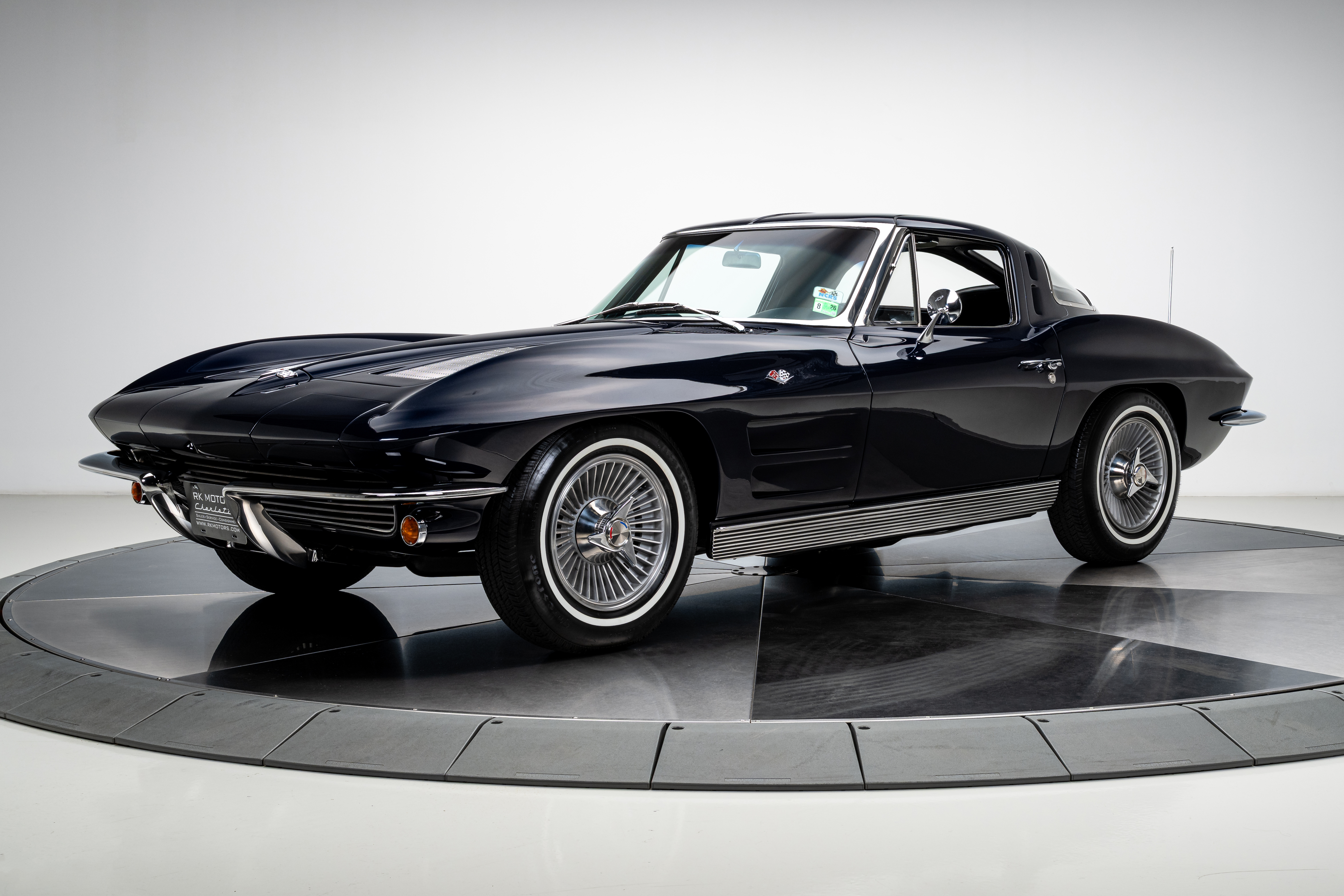 Triple Crown-Winning 1963 Chevrolet Corvette Split-Window Coupe 327/340 4-Speed
