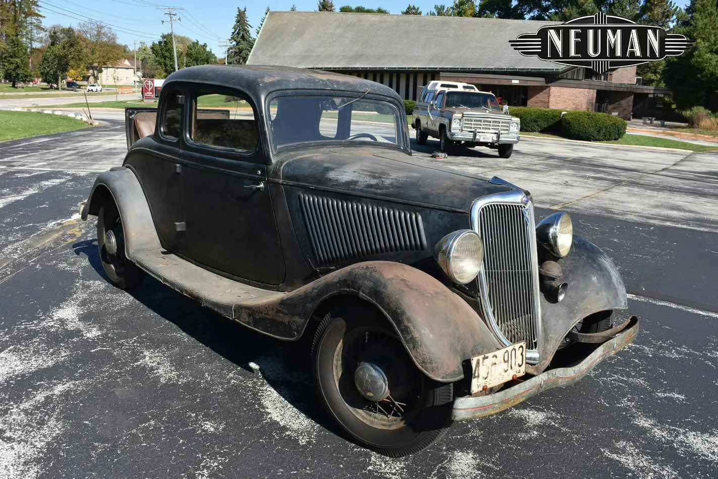 1934 Ford 5-Window Coupe