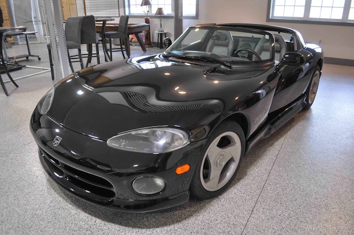 12k-Mile 1994 Dodge Viper RT/10