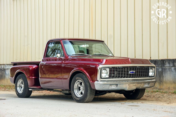 Fuel-Injected 1971 Chevrolet C10 Stepside Pickup Restomod