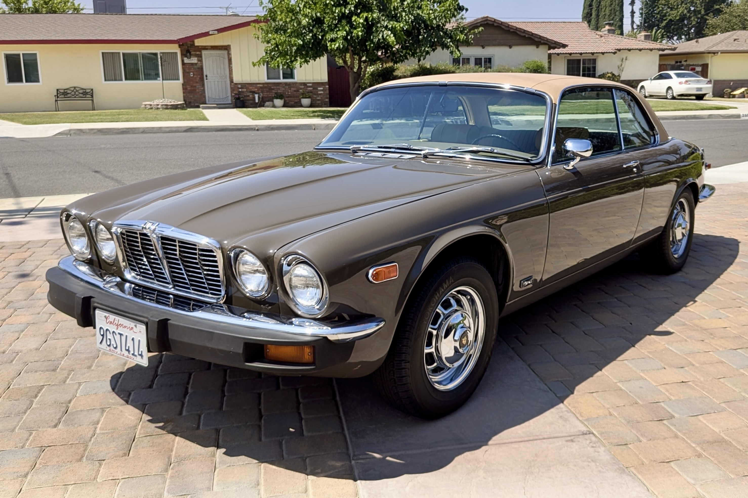 350-Powered 1975 Jaguar XJ6C