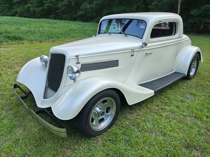 350-Powered ’34 Ford Steet Rod