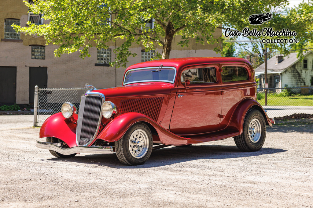 Fuel-Injected 1934 Ford 5-Window Coupe Street Rod