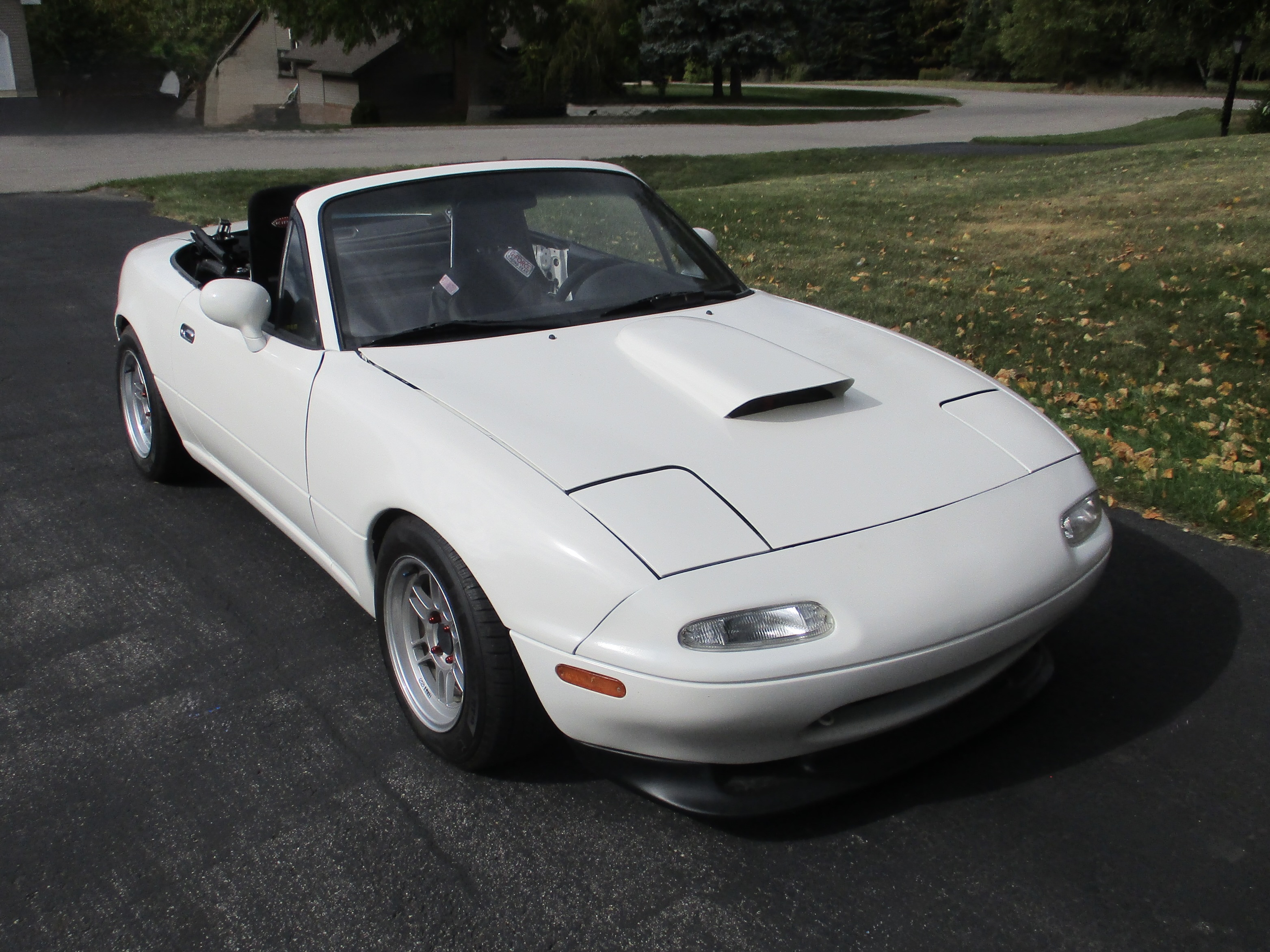 Ford V8-Powered 1994 Mazda MX-5 Miata 5-Speed
