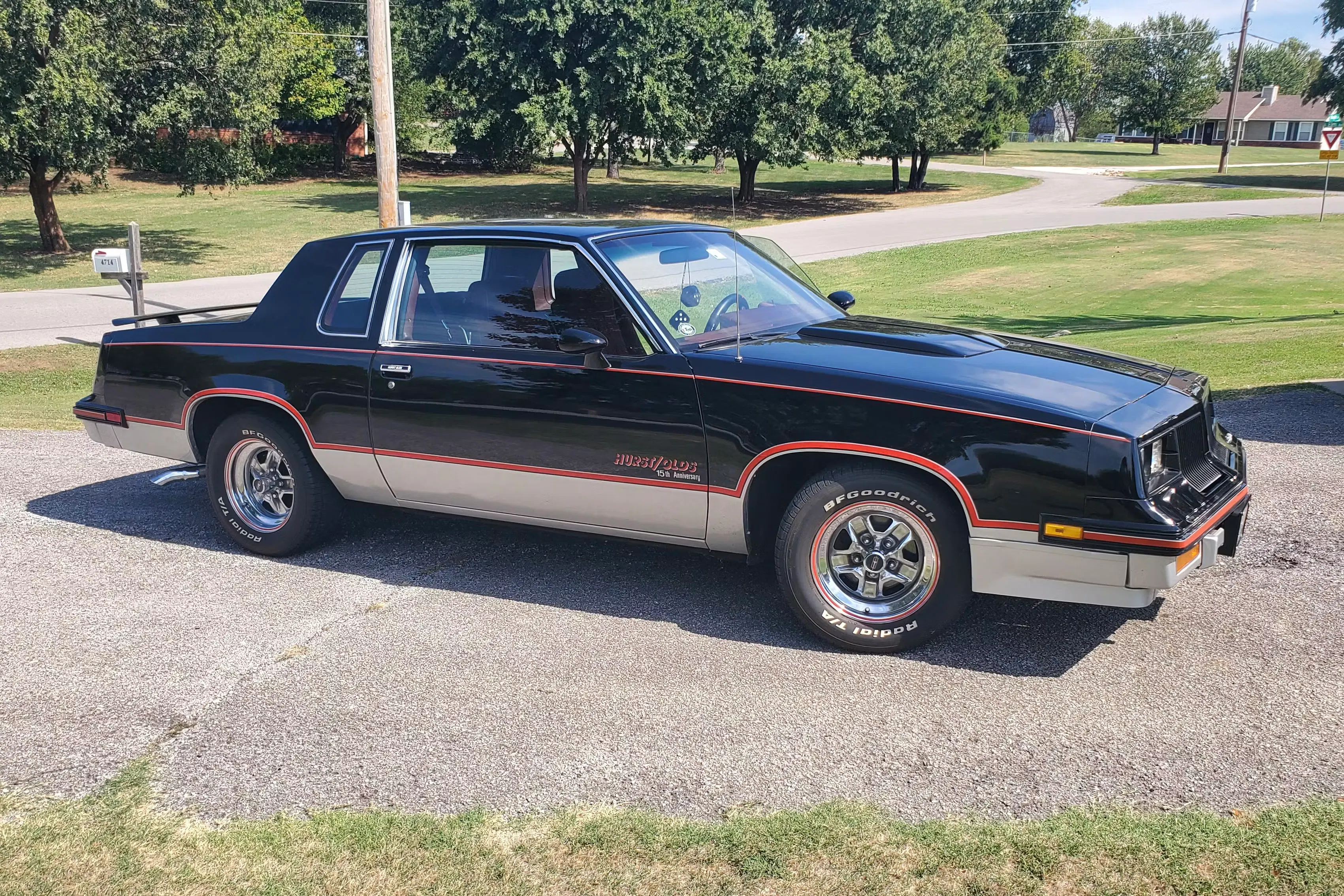 1983 Oldsmobile Cutlass Hurst/Olds 15th Anniversary Edition