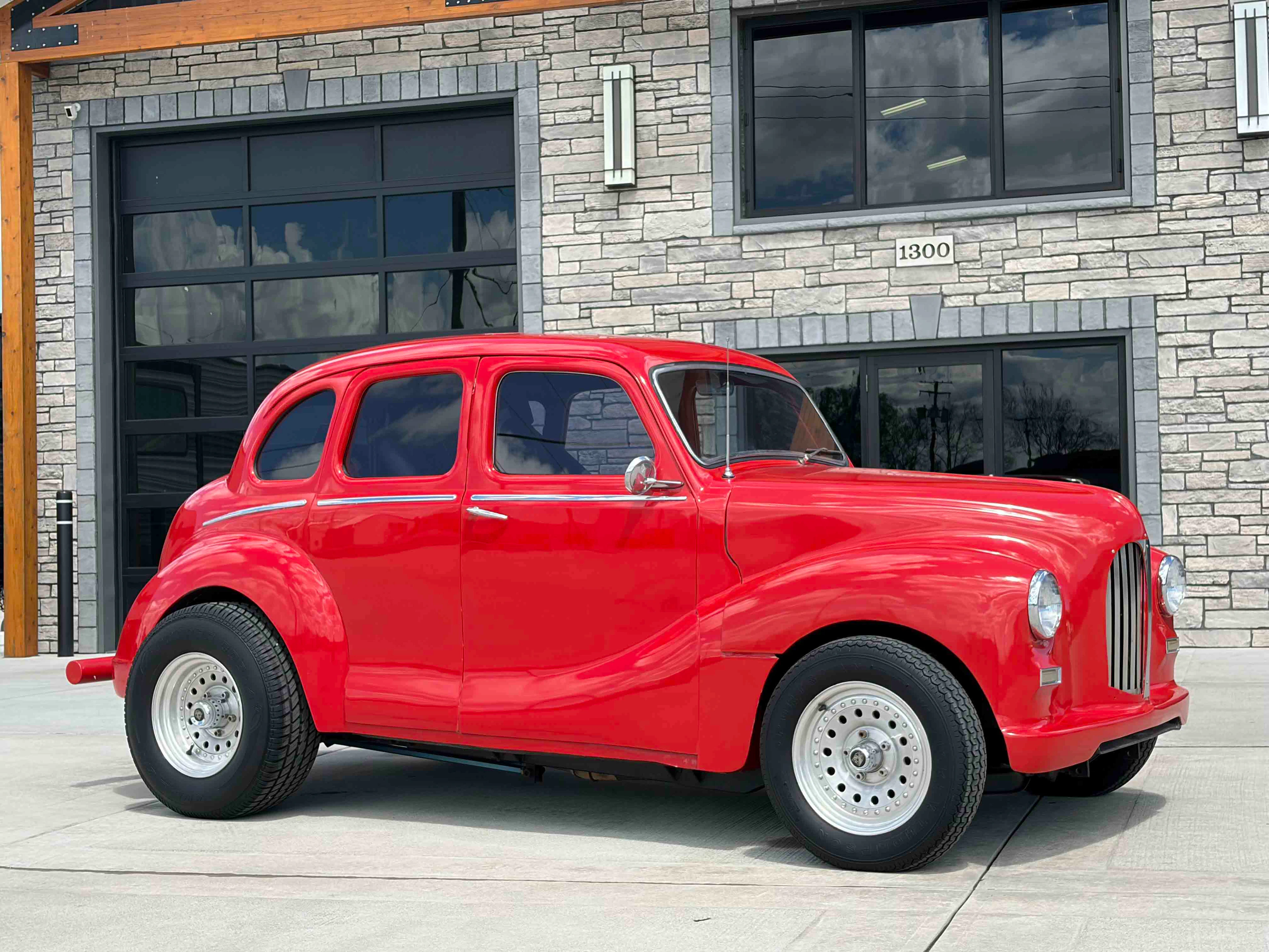 350-Powered 1956 Austin A40 Devon