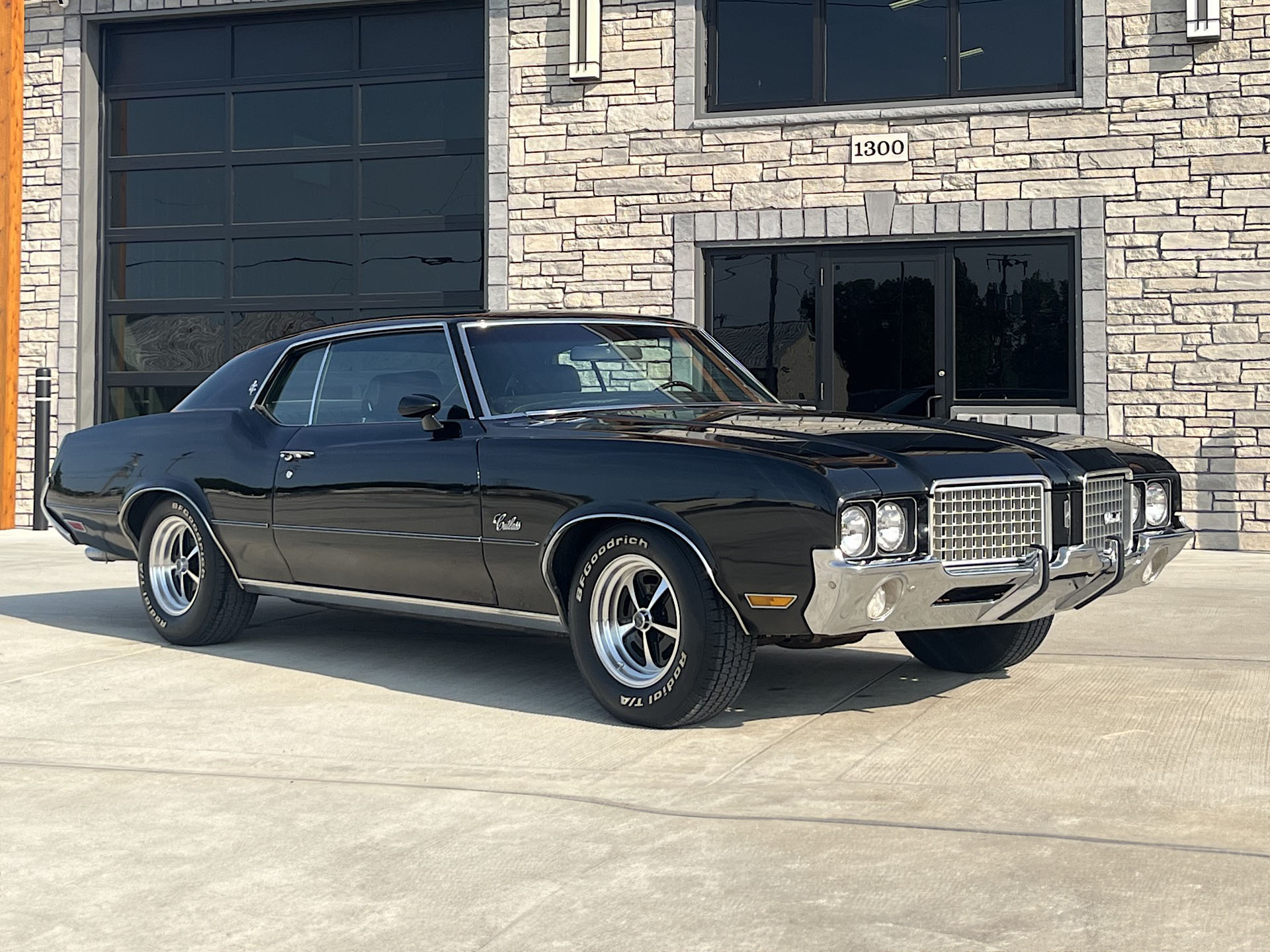 383-Powered 1972 Oldsmobile Cutlass S Hardtop Coupe 4-Speed