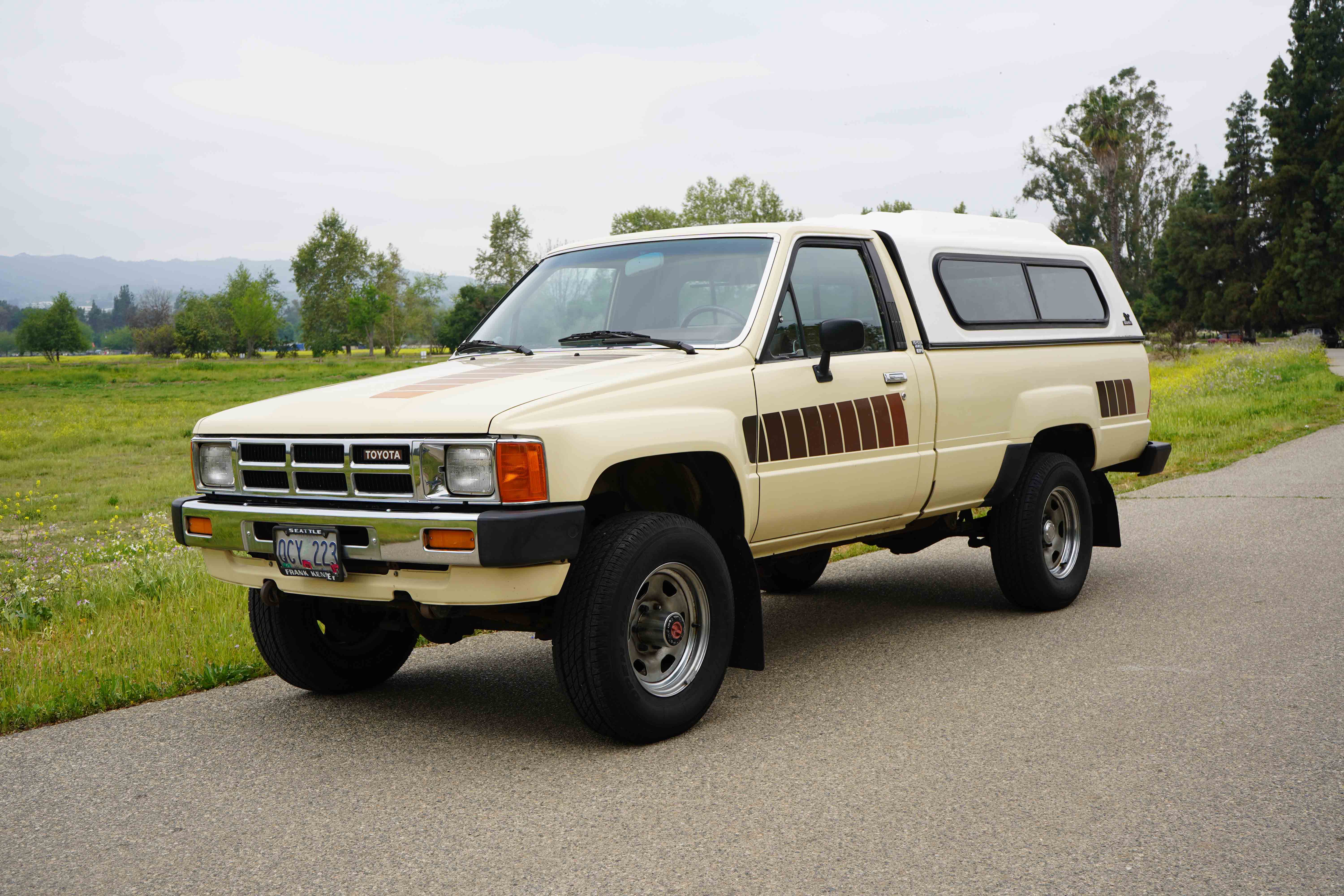Single-Owner 43k-Mile 1985 Toyota SR5 4x4 for Charity