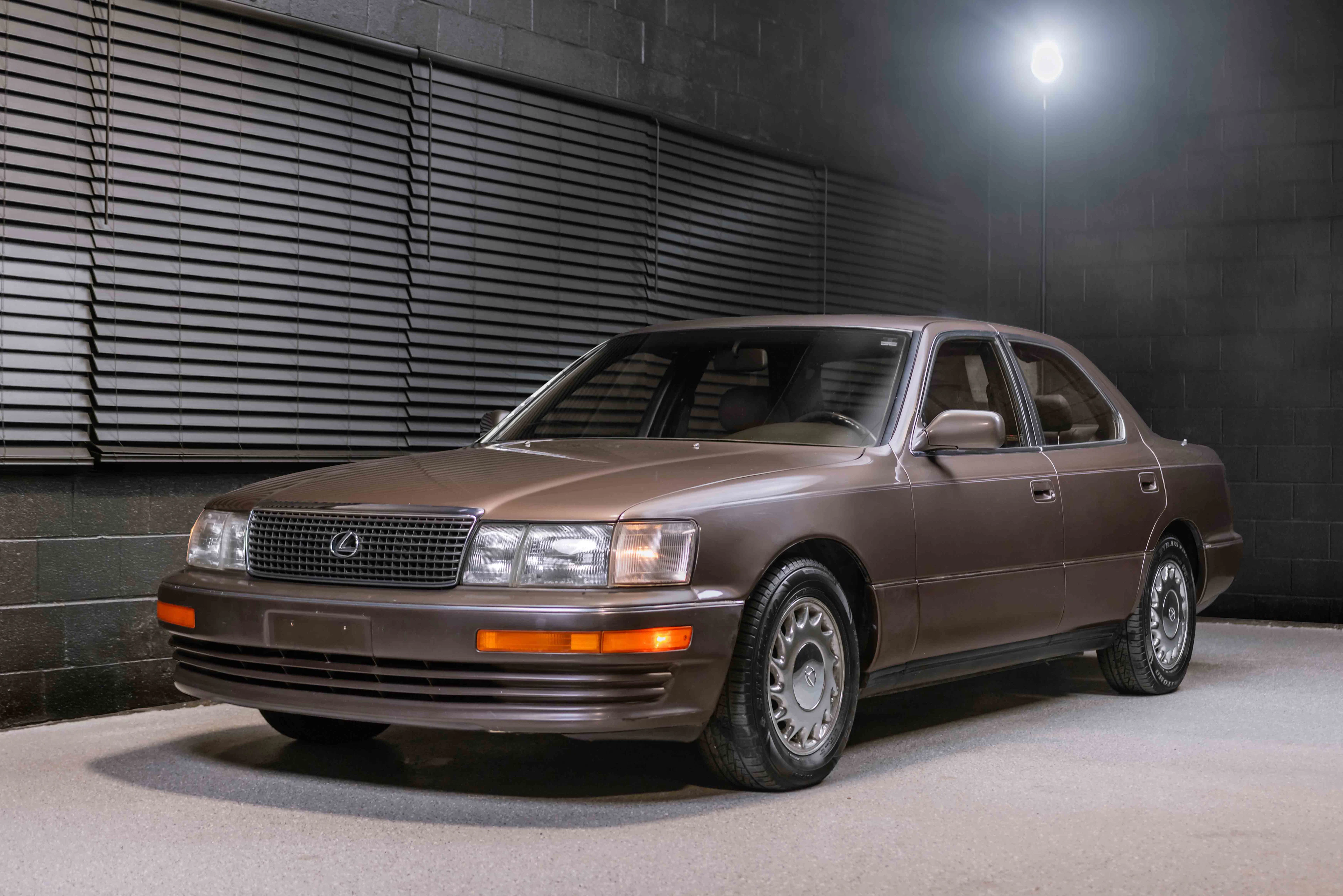 1991 Lexus LS 400